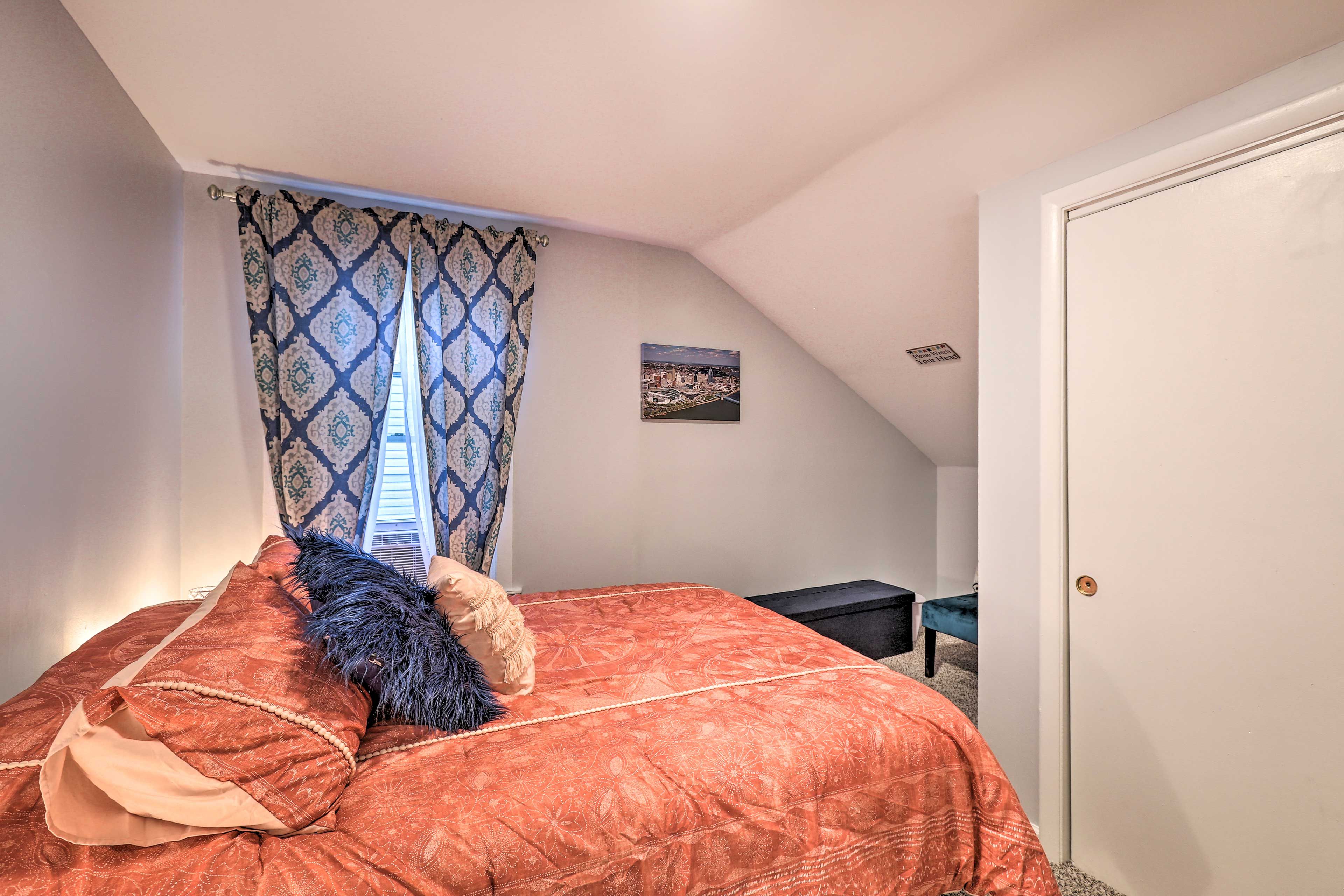 Bedroom 2 | Queen Bed | Steps Required | 2nd Floor