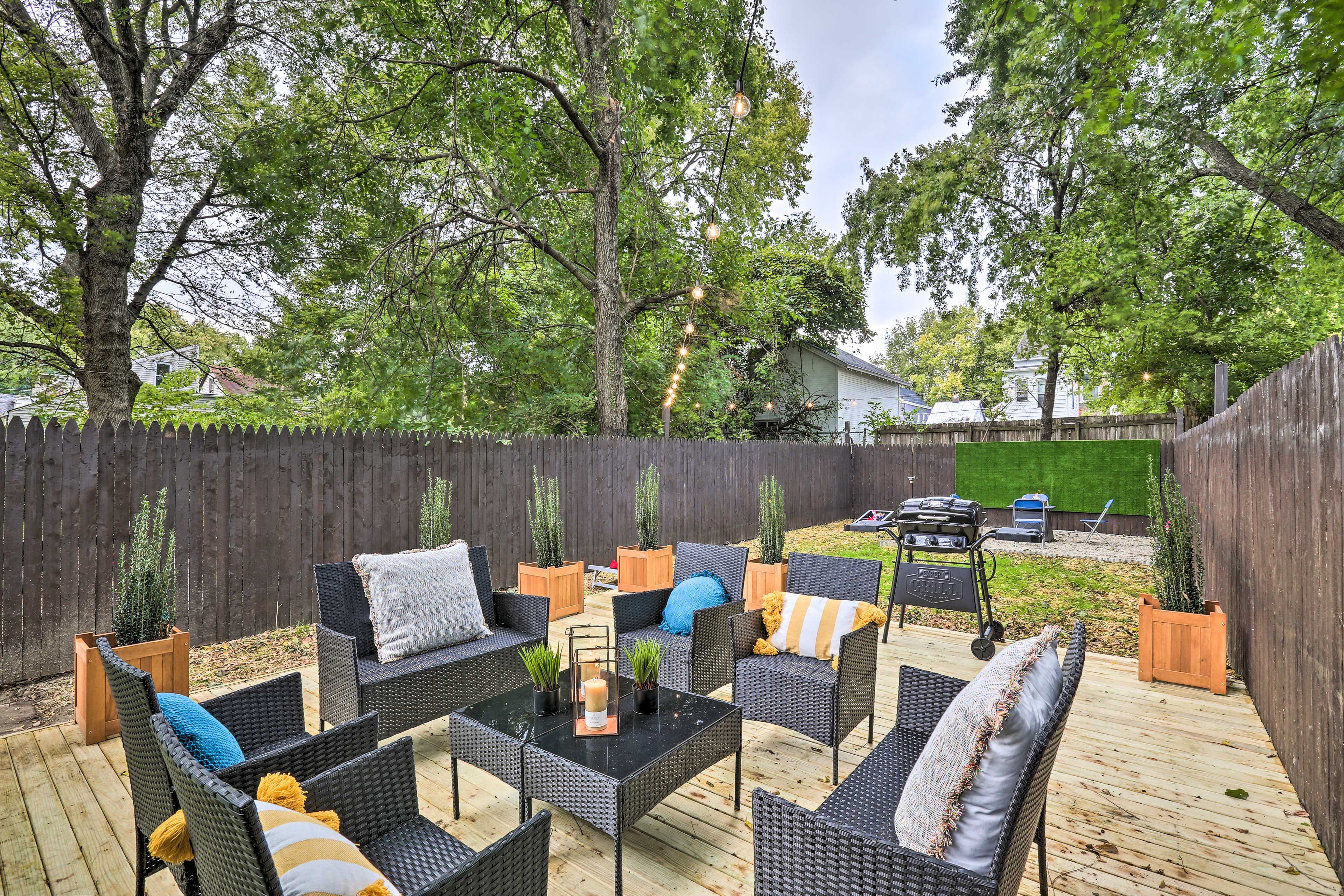Private Deck | Gas Grill | Cornhole | Bocce Ball