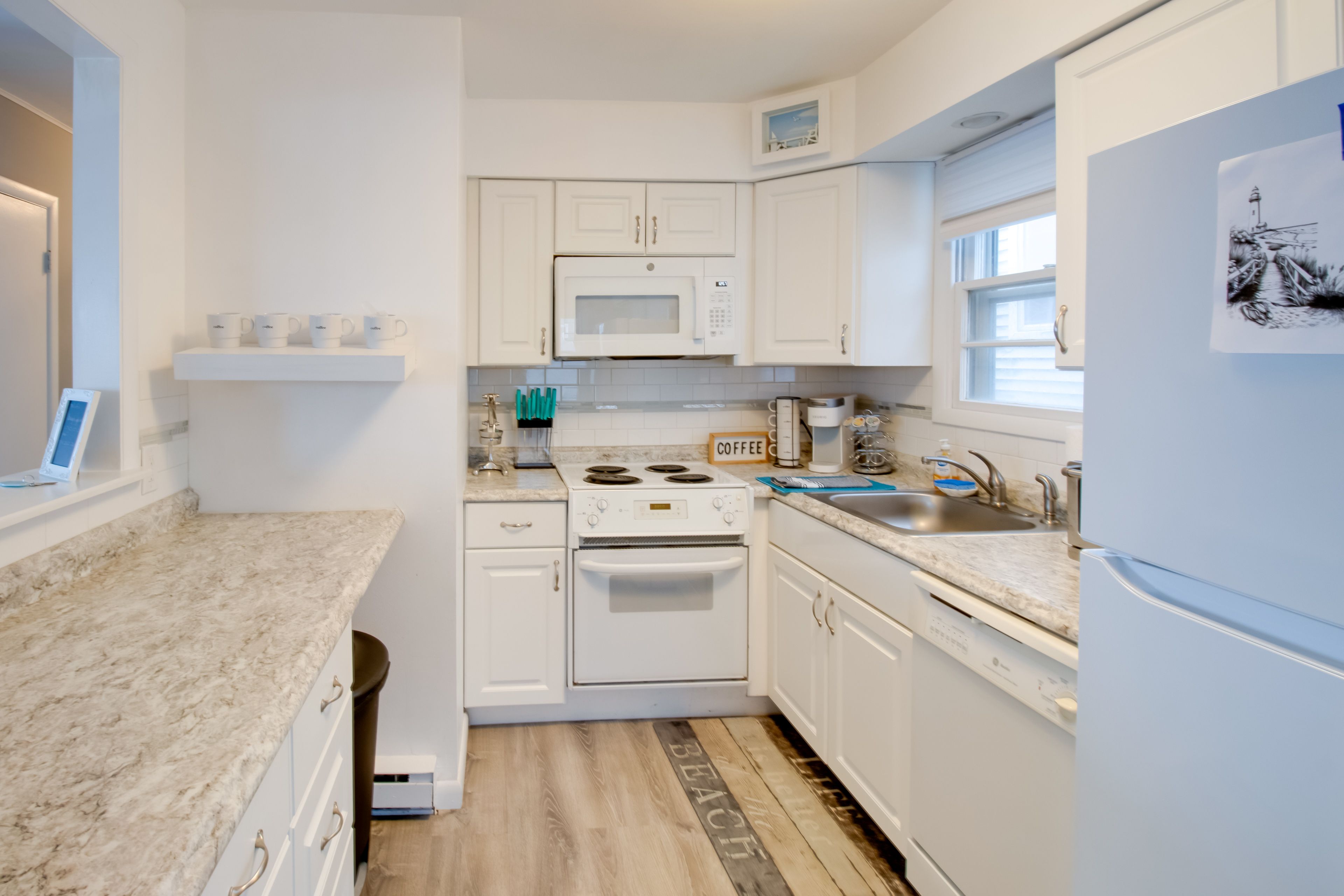 Kitchen | Cooking Basics | Dishware & Flatware