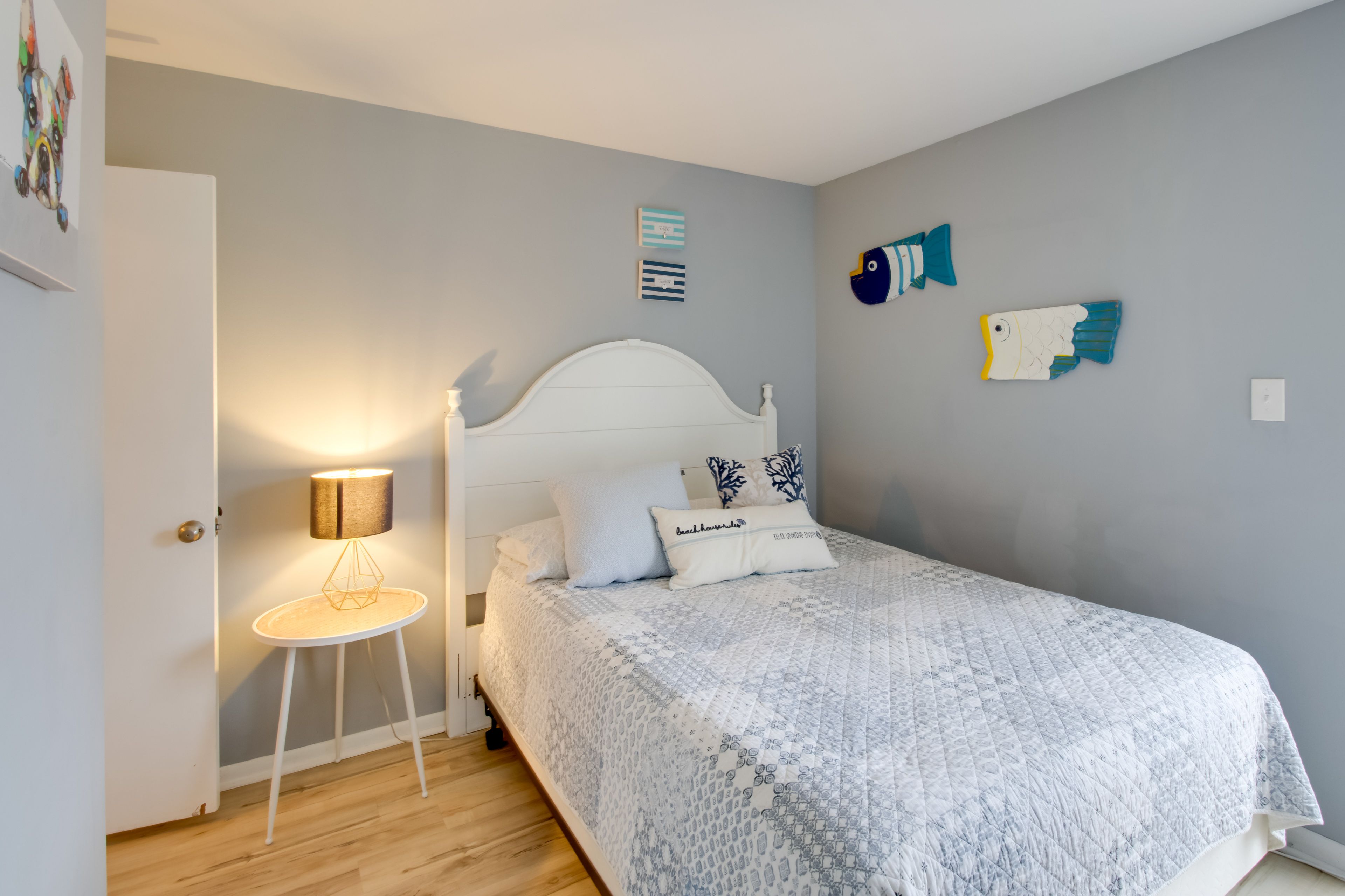 Bedroom 1 | Queen Bed