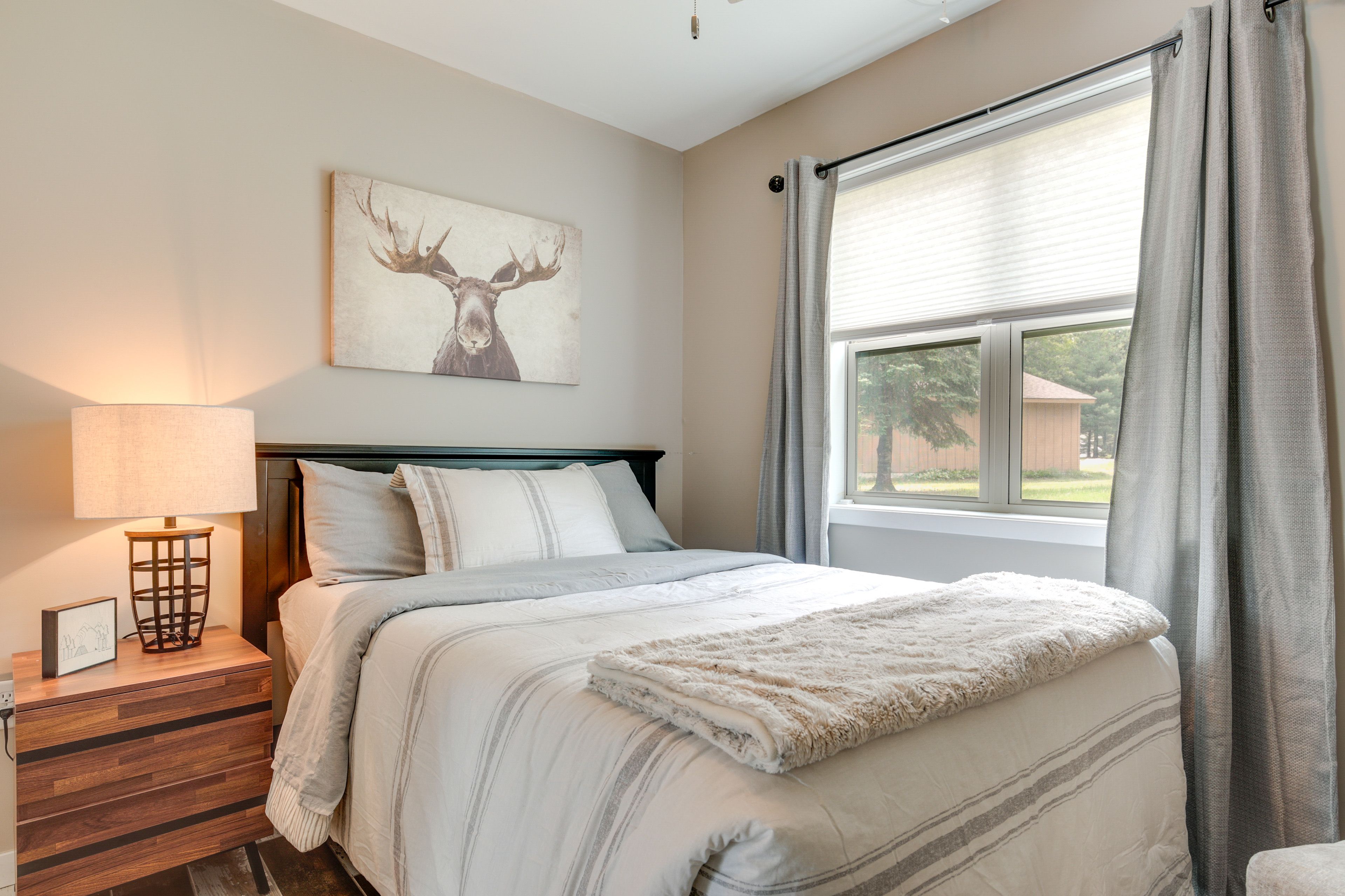Bedroom 2 | Full Bed