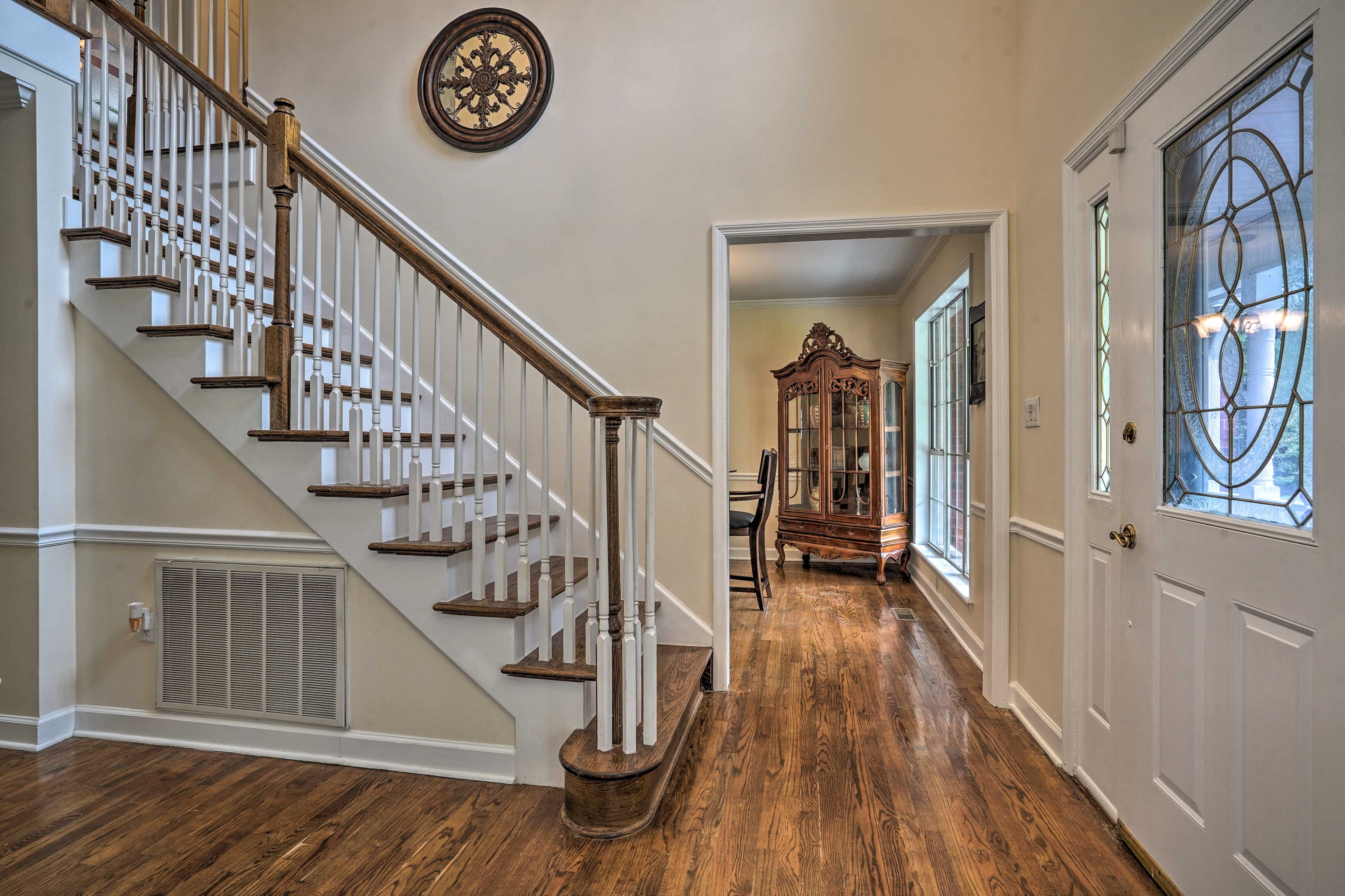 Entry | Stairs Required to Access Bedrooms