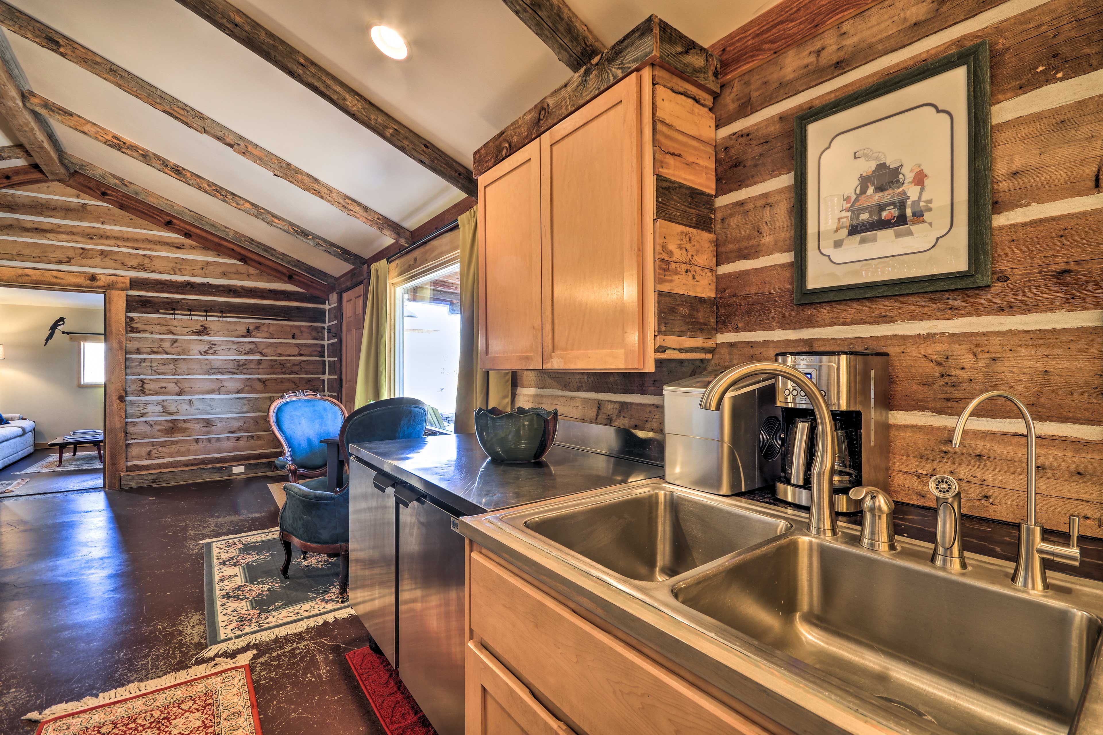 Well-Equipped Kitchen