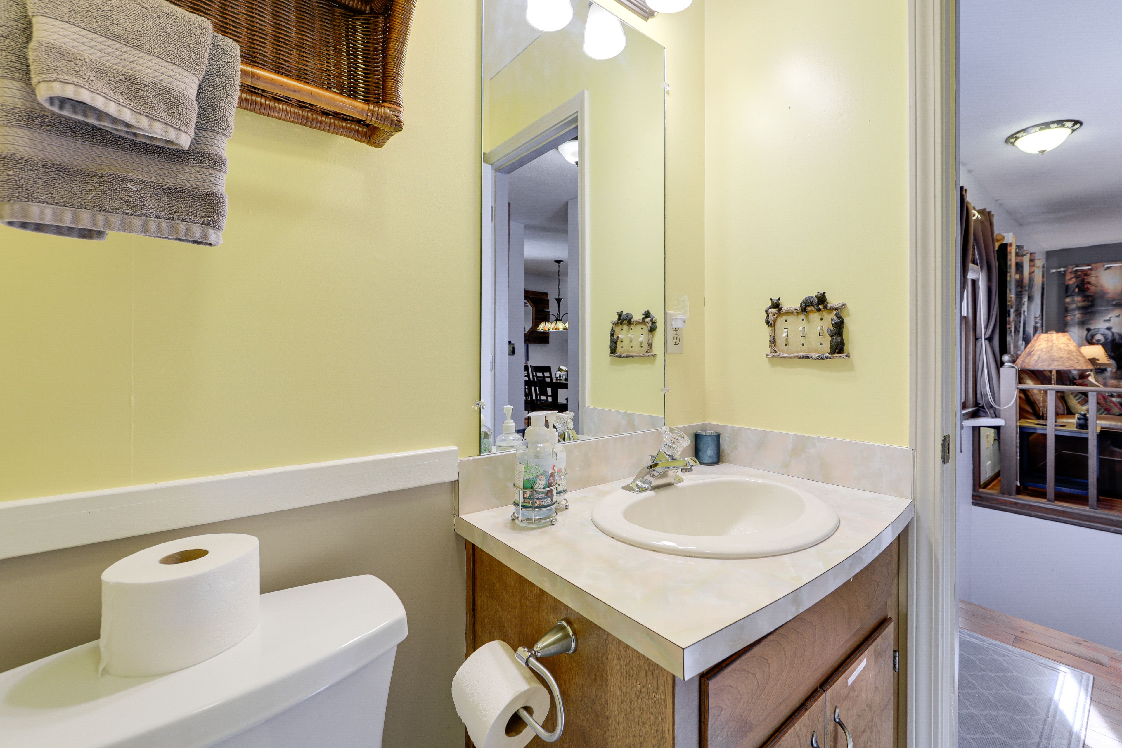 Half Bathroom | Washer/Dryer | Upper Level