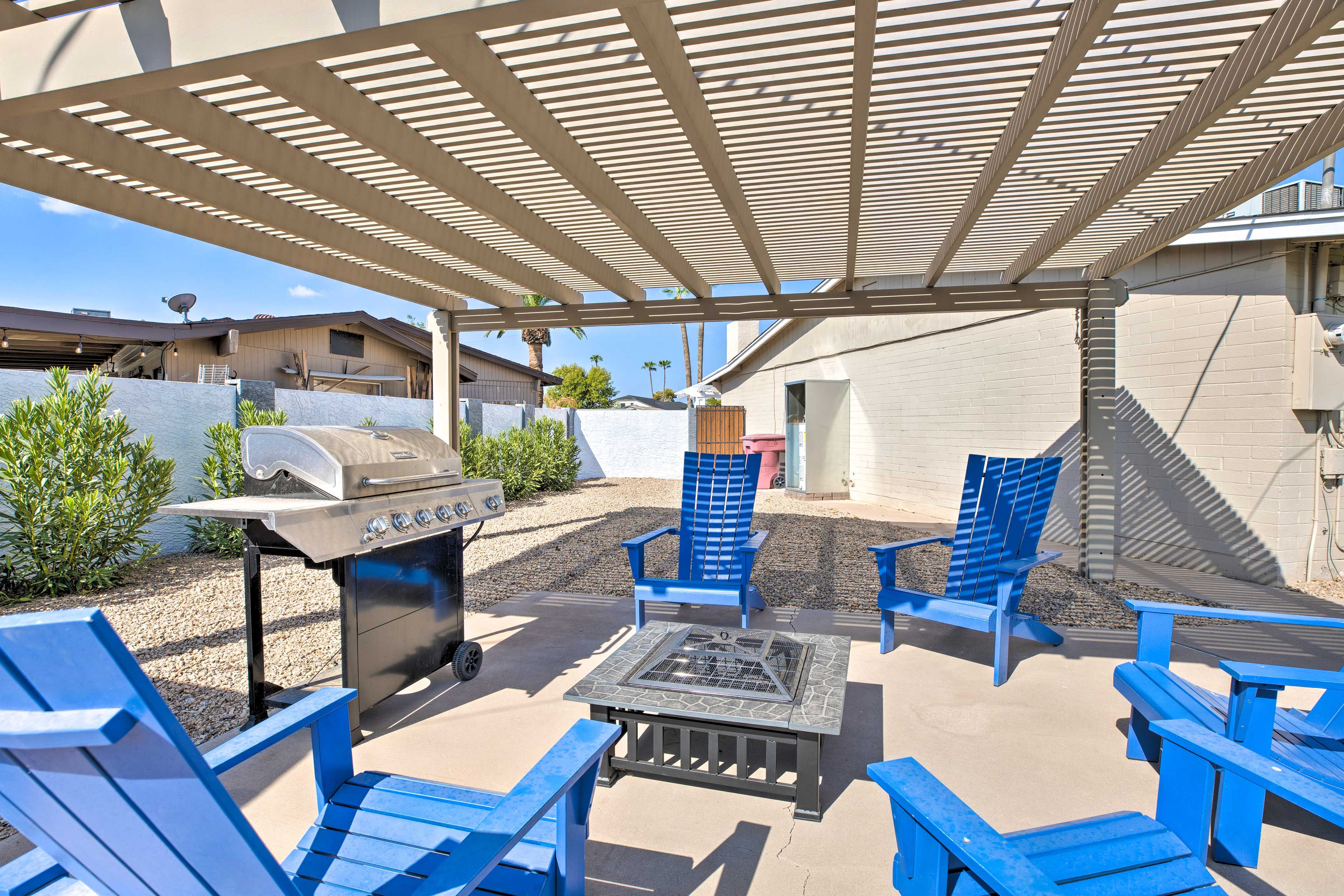 Fire up the grill or enjoy a bonfire at the wood-burning fire pit!