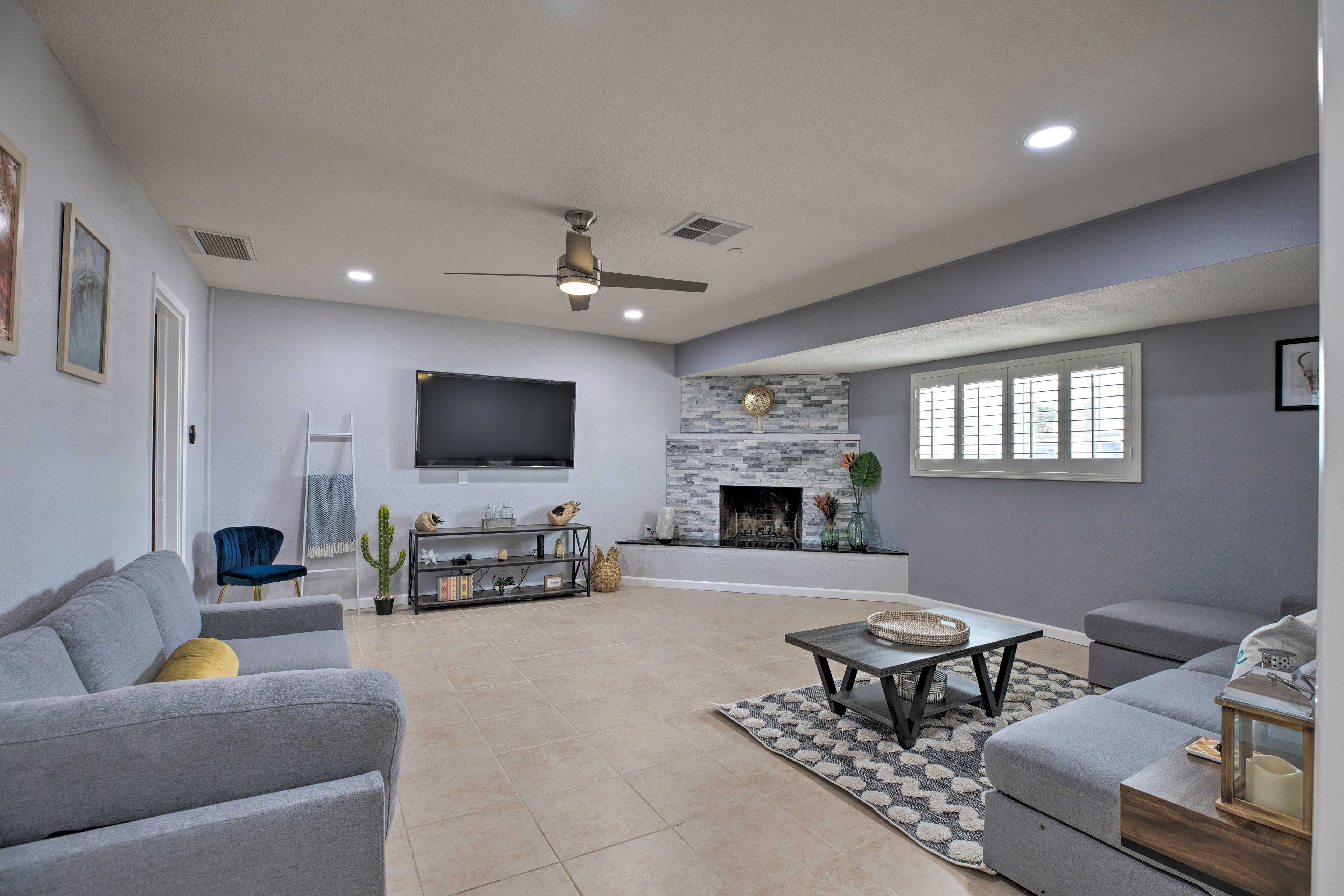 The interior features a modern design with plenty of southwestern-themed decor!