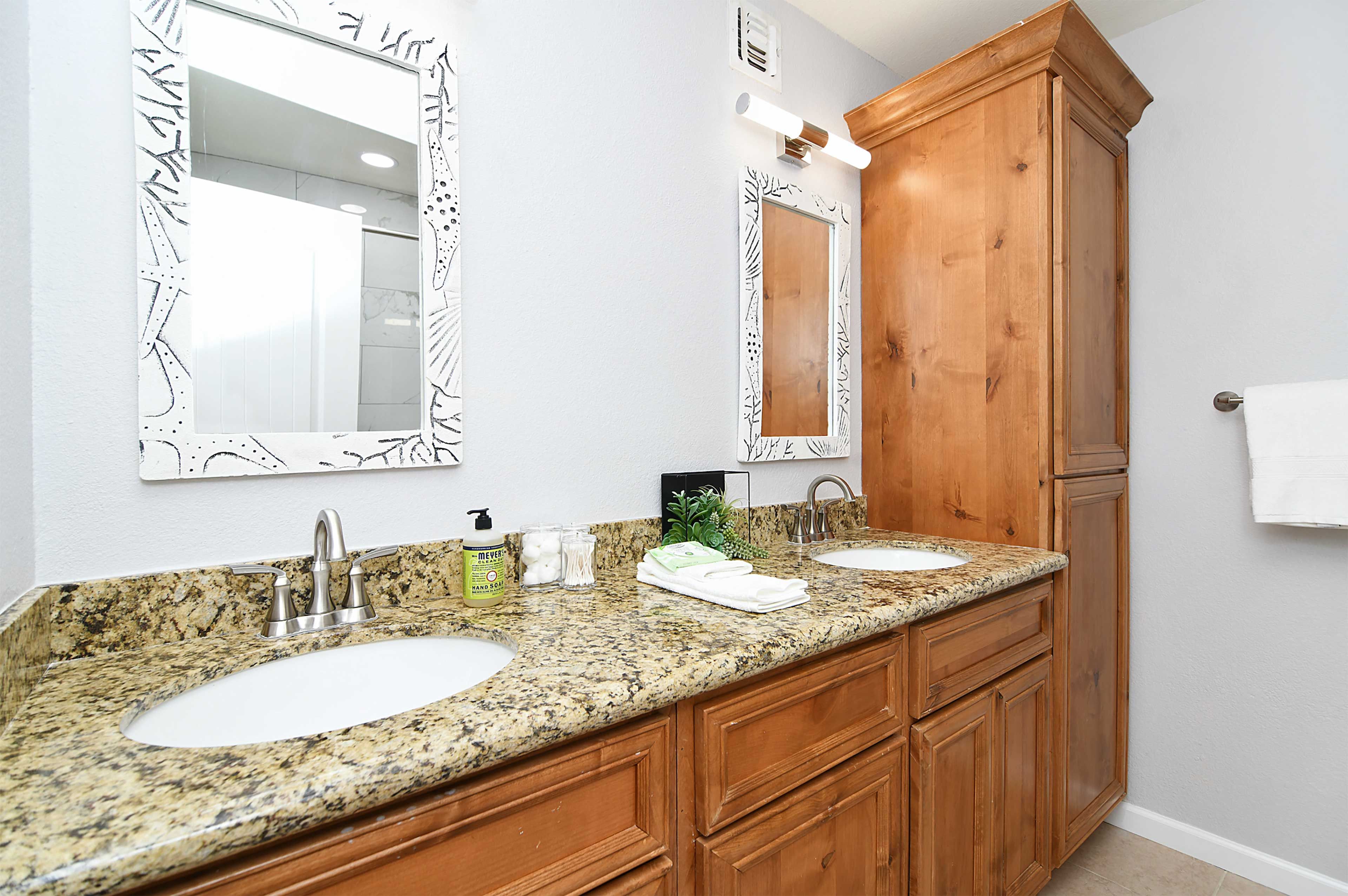 Freshen up in this second full bath.