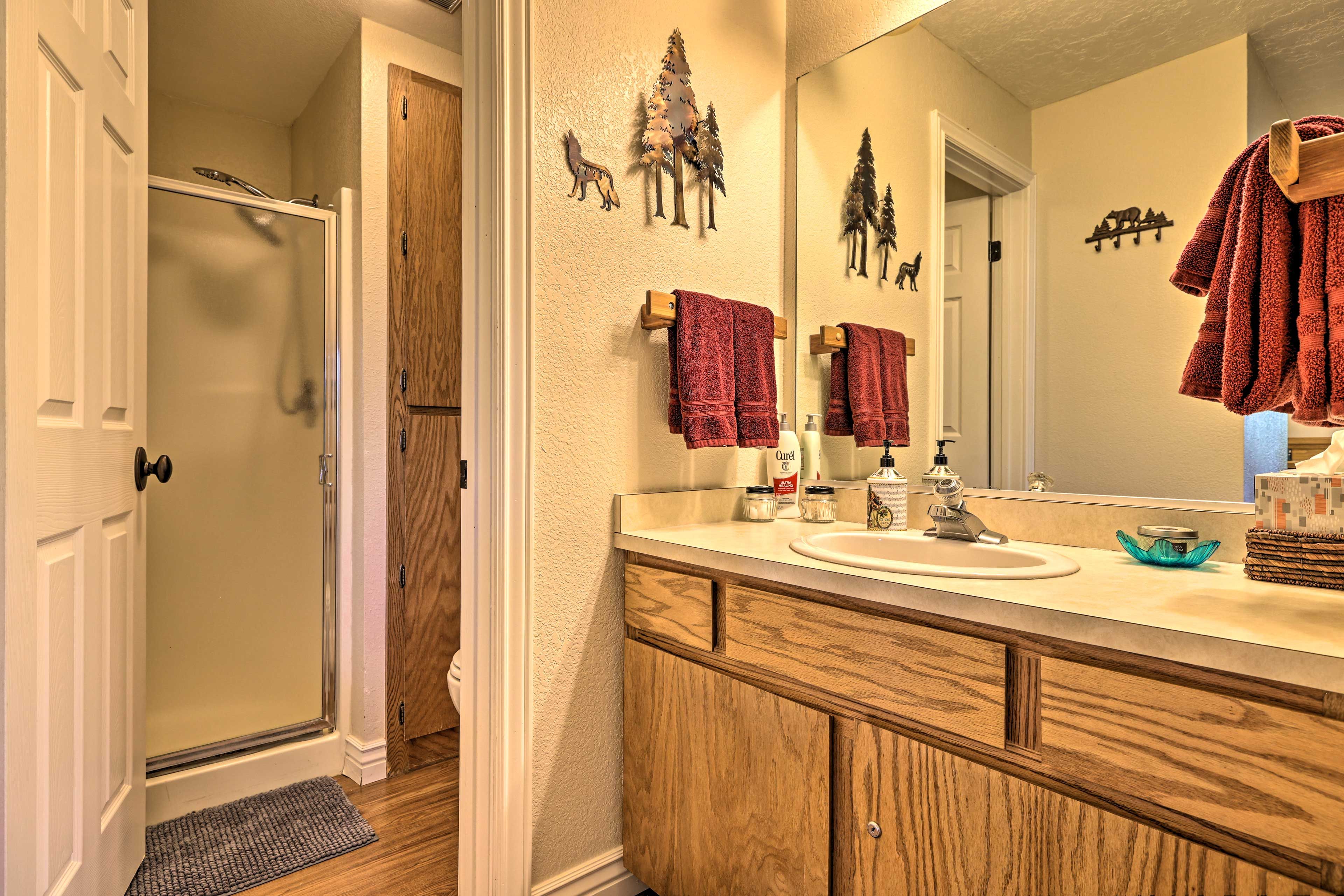 Bathroom | Towels Provided