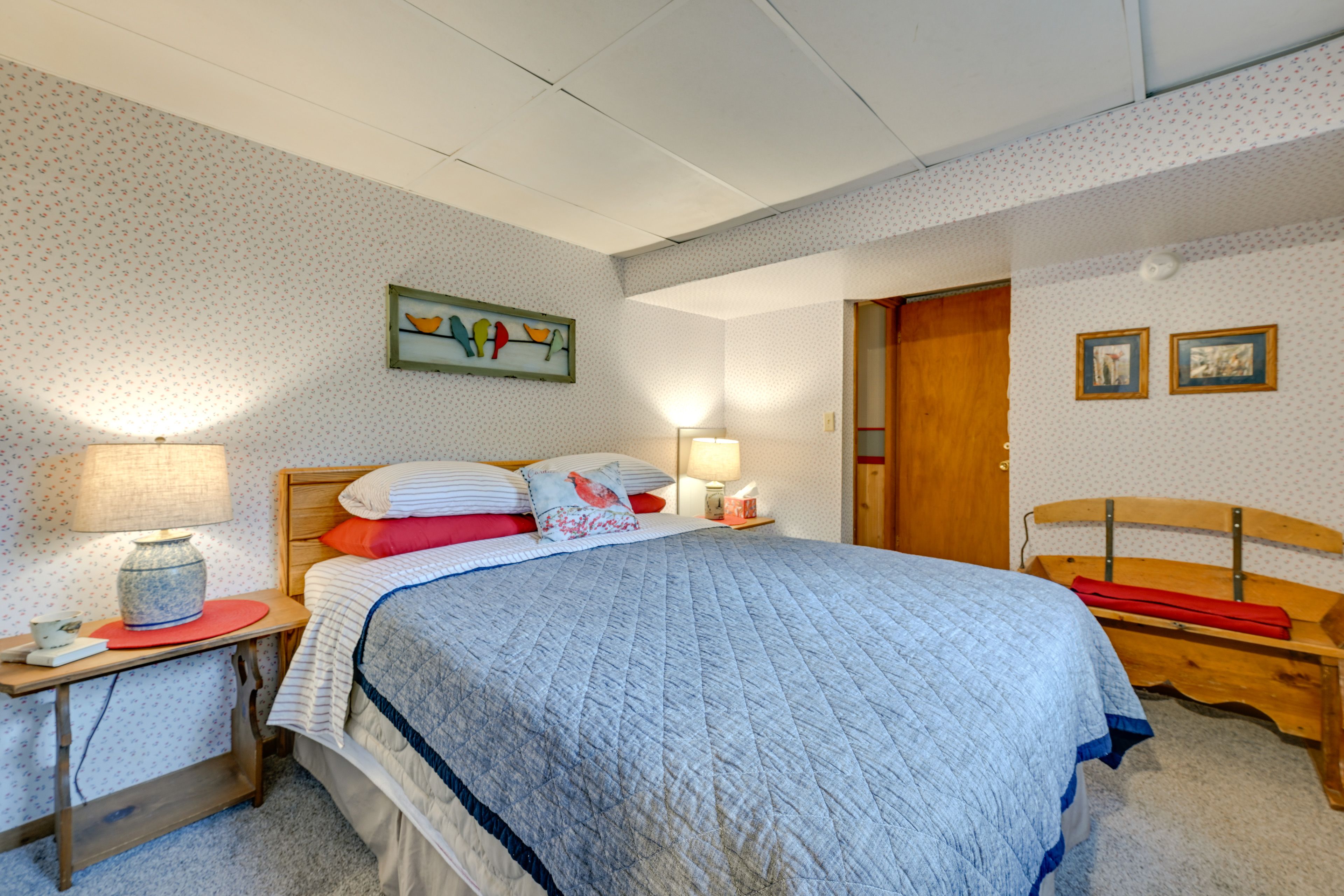 Bedroom 4 | Queen Bed