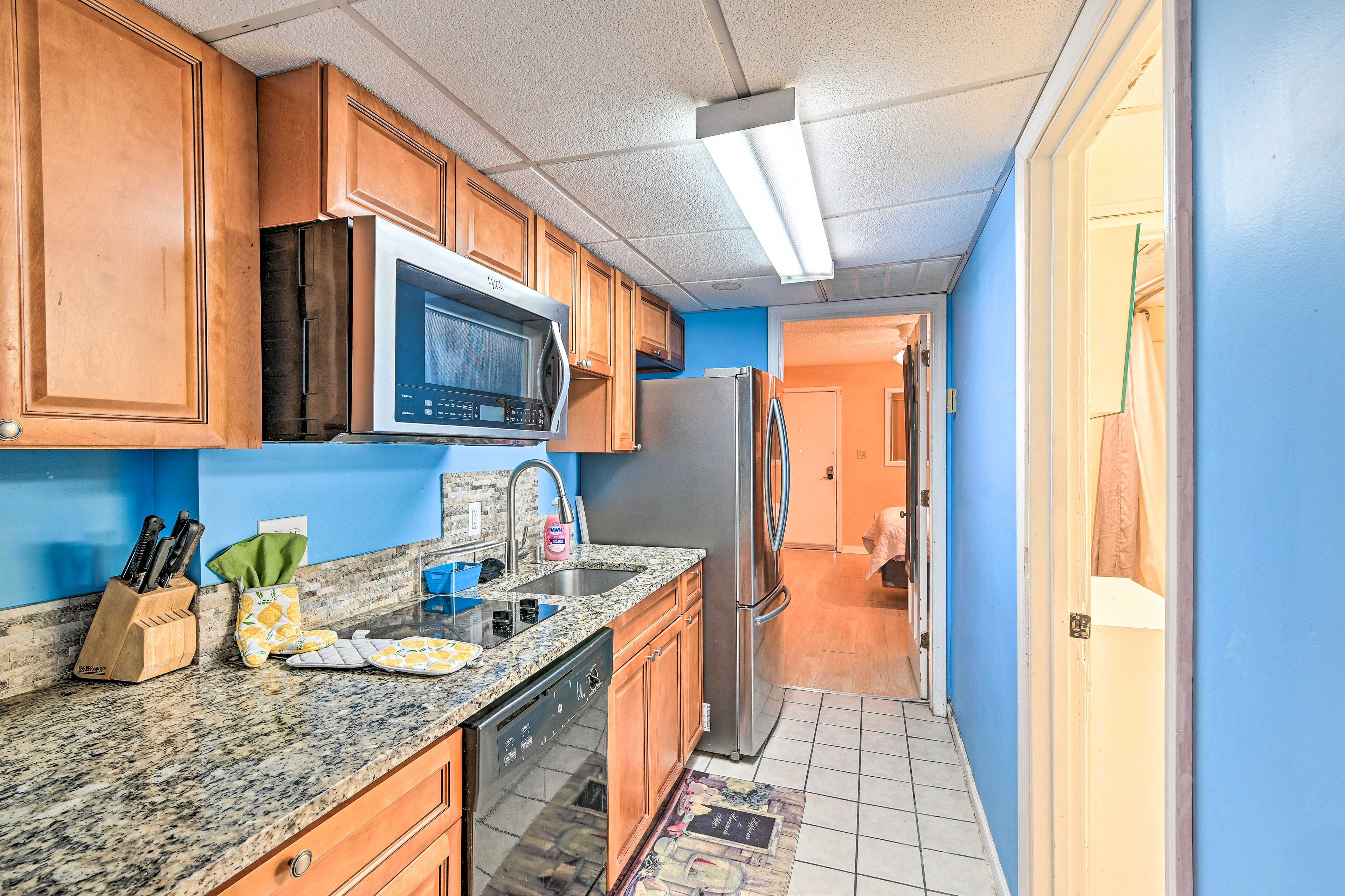 Kitchen | Drip Coffee Maker | Blender | Spices | Trash Bags | Paper Towels
