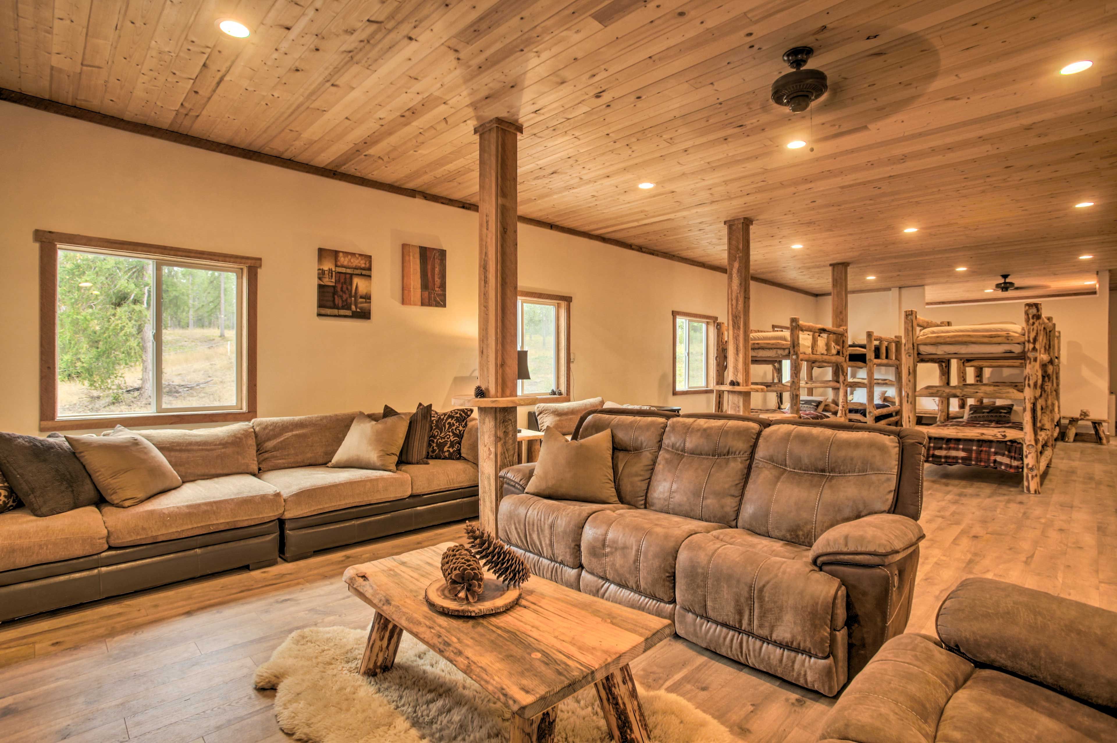 Great Room | Ceiling Fans | A/C Units