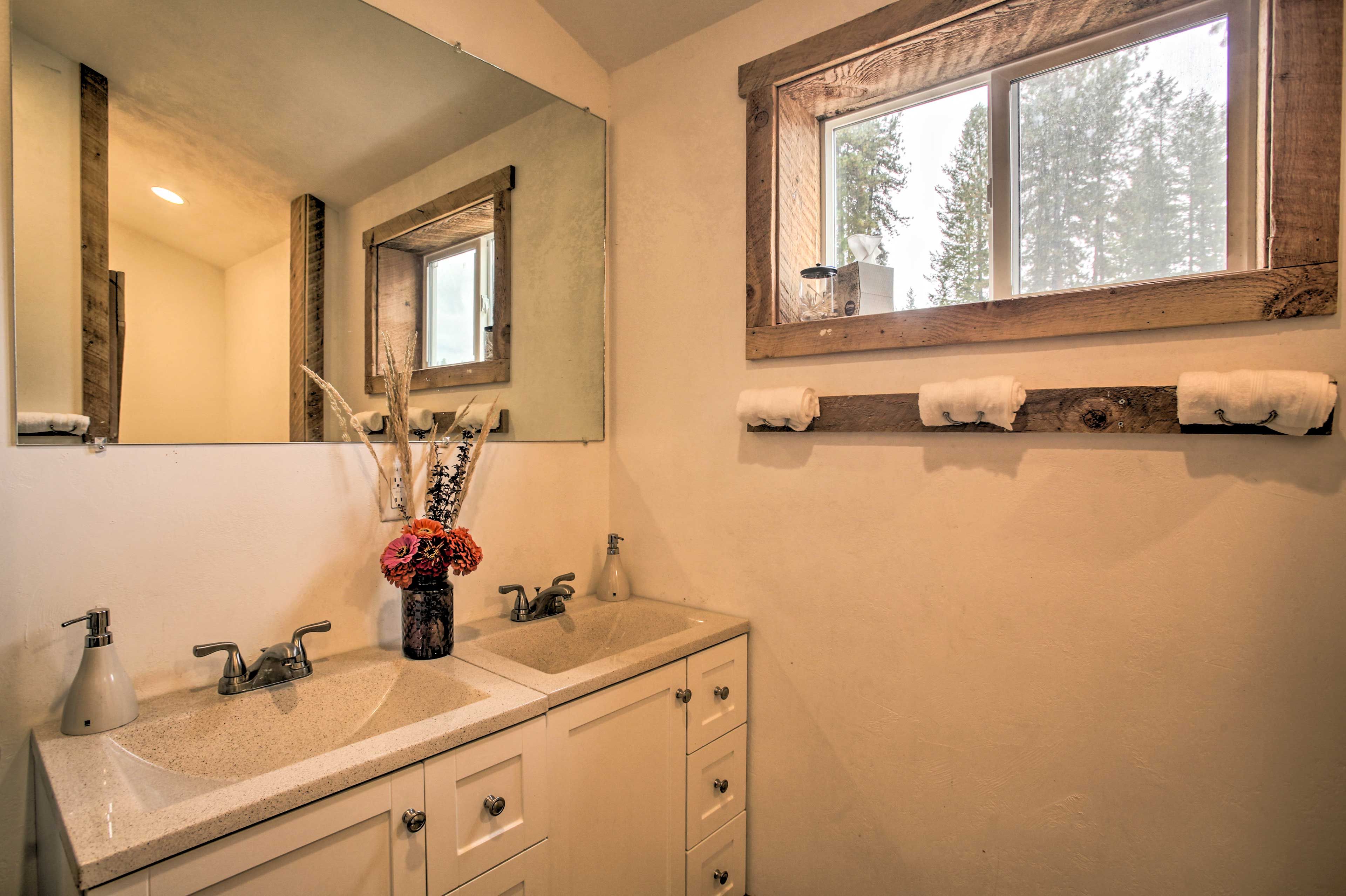 Full Bathroom