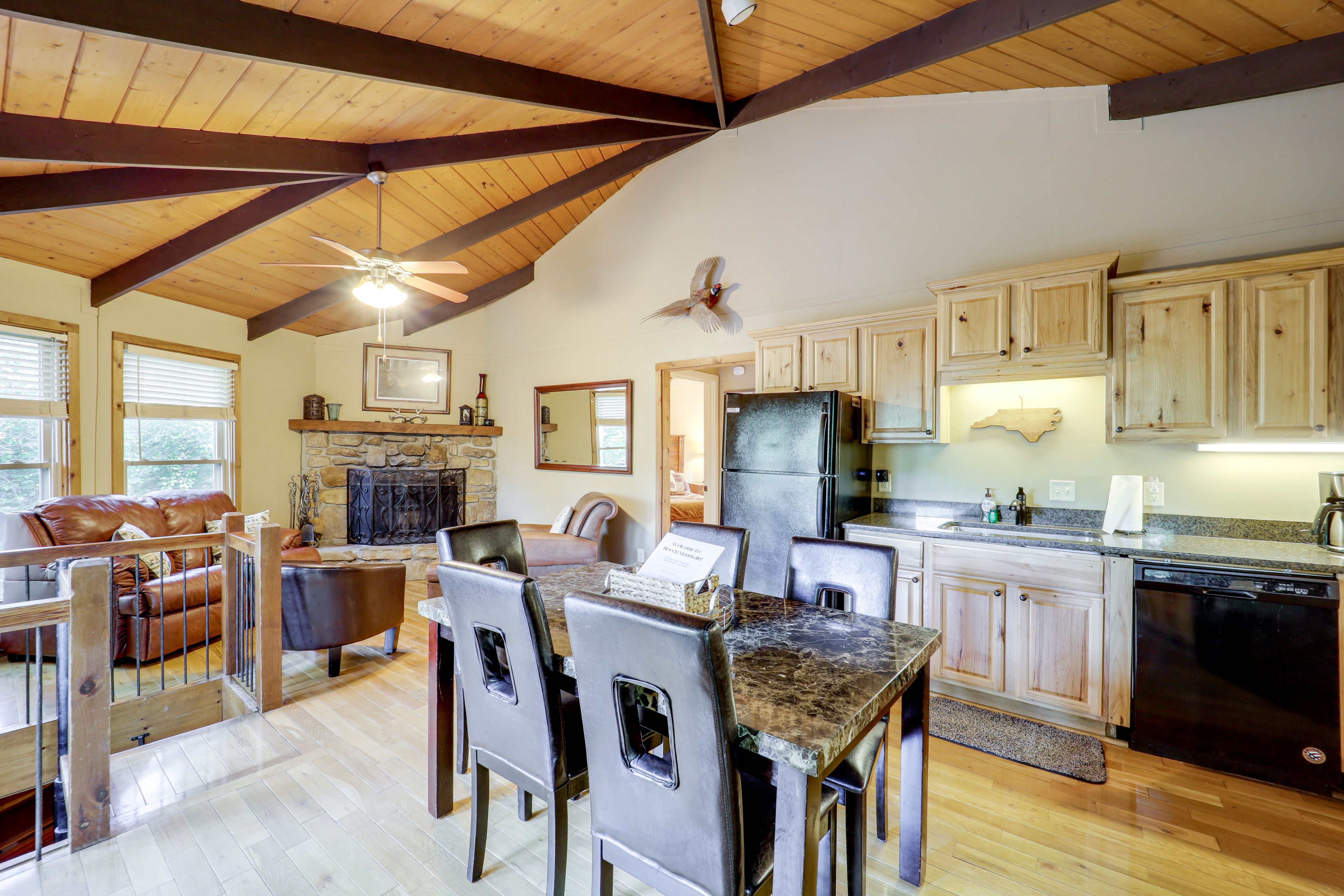 Beech Mountain Vacation Rental | 3BR | 2.5BA | 1,500 Sq Ft | Stairs Required