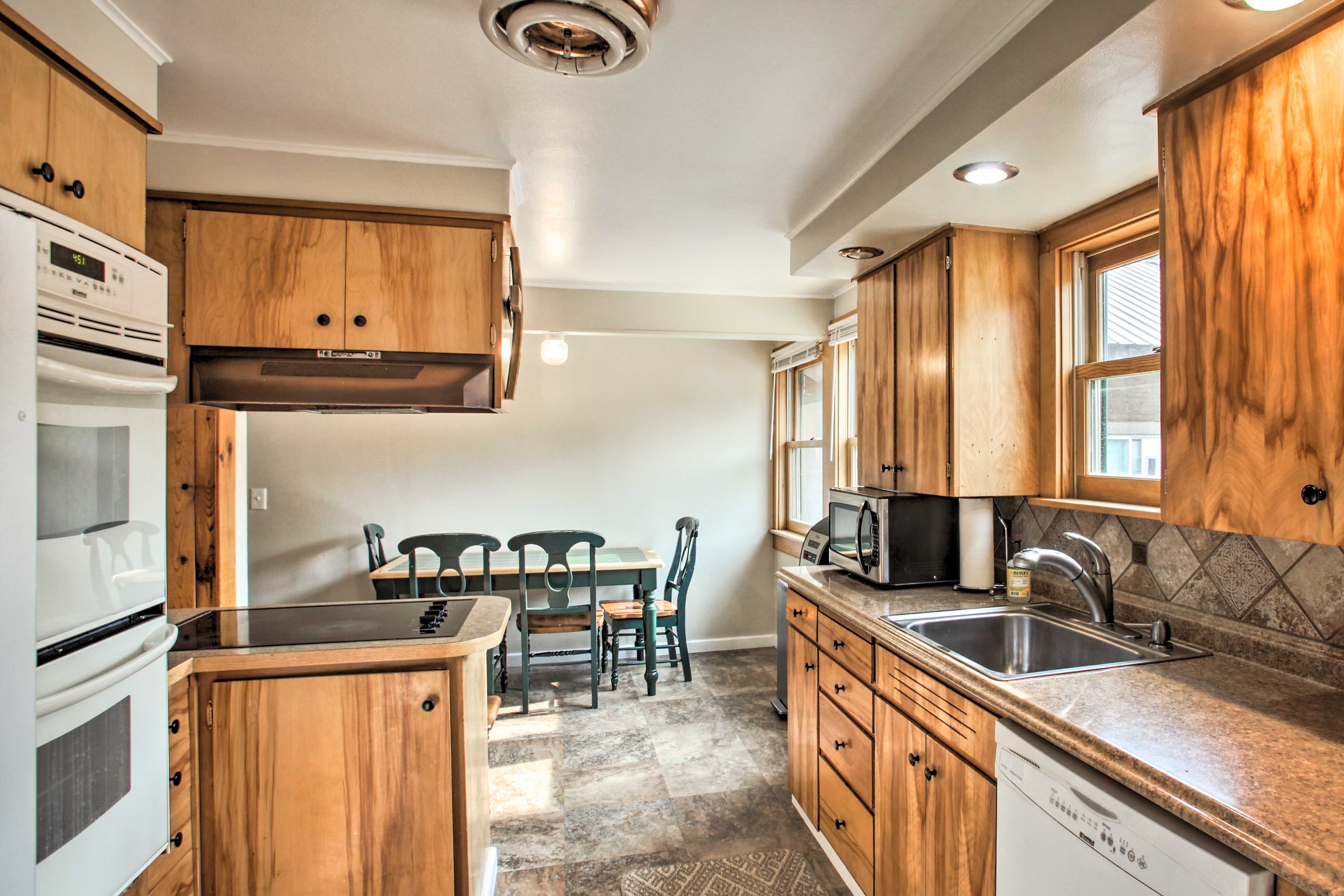 Fully Equipped Kitchen | Cooking Basics