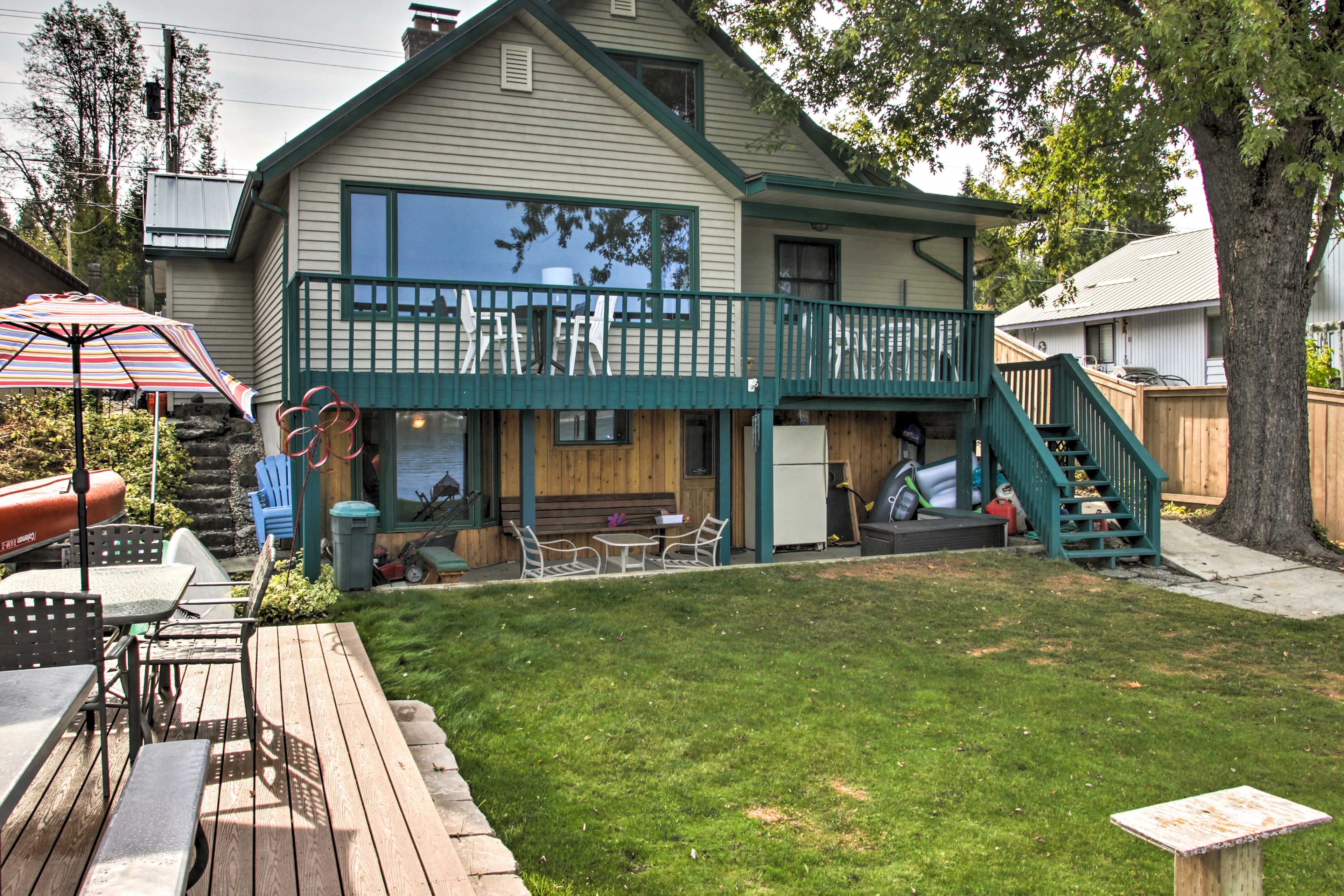 Home Exterior | Outdoor Seating