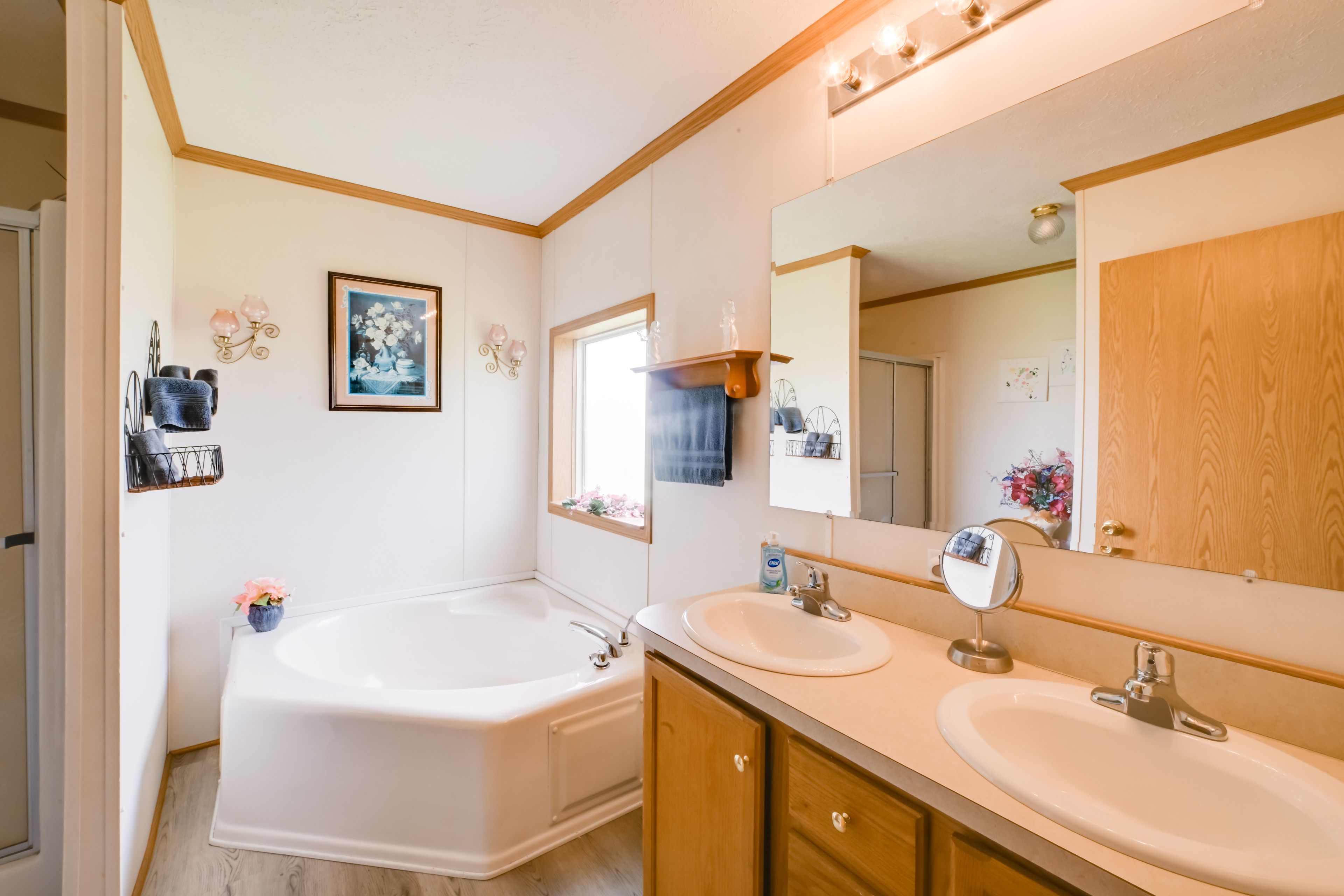 En-Suite Bathroom | Soaking Tub