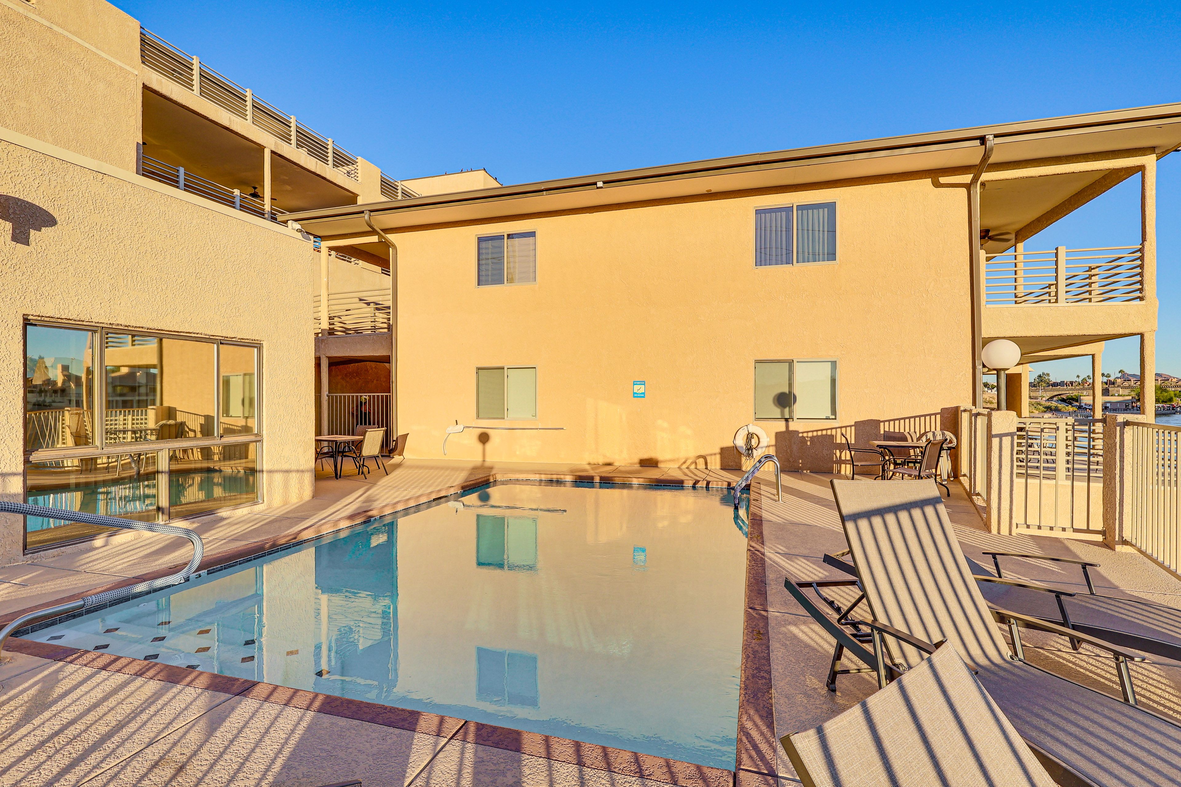 Community Amenities | Lake Havasu Access | Pool