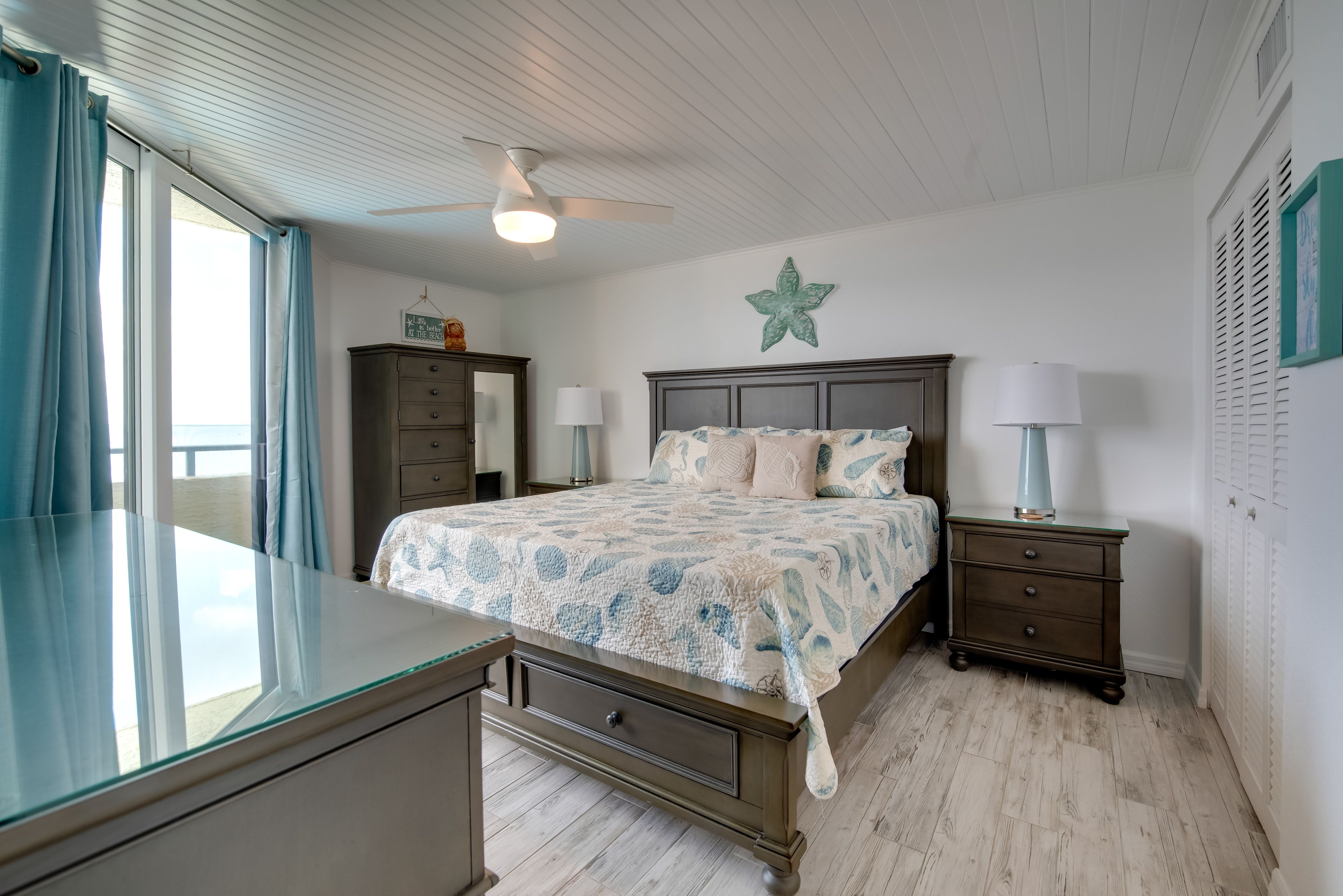 Bedroom 1 | King Bed | Balcony Access | En-Suite Bathroom