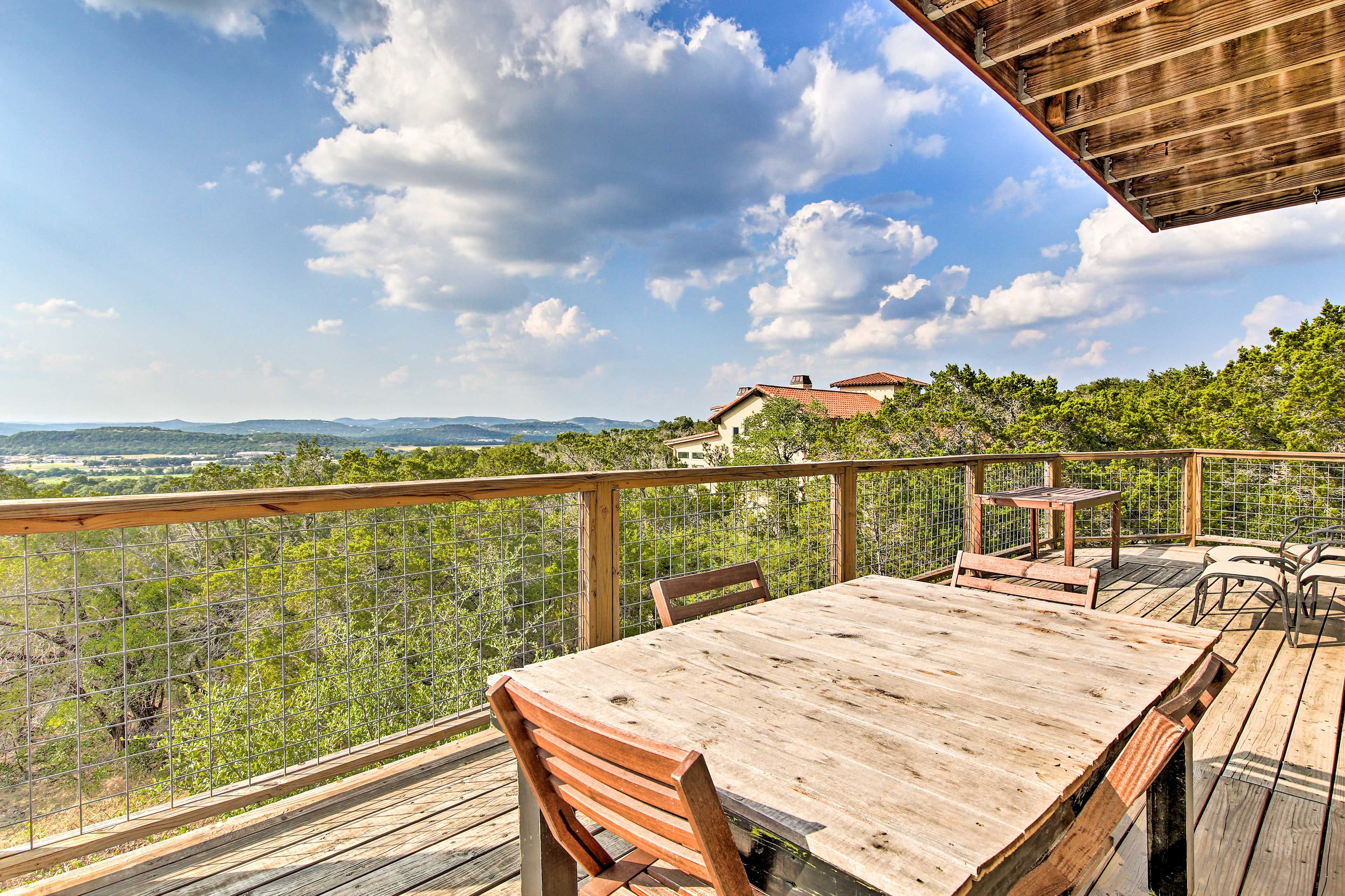 Sip cold cocktails on the deck while overlooking the stunning surroundings!
