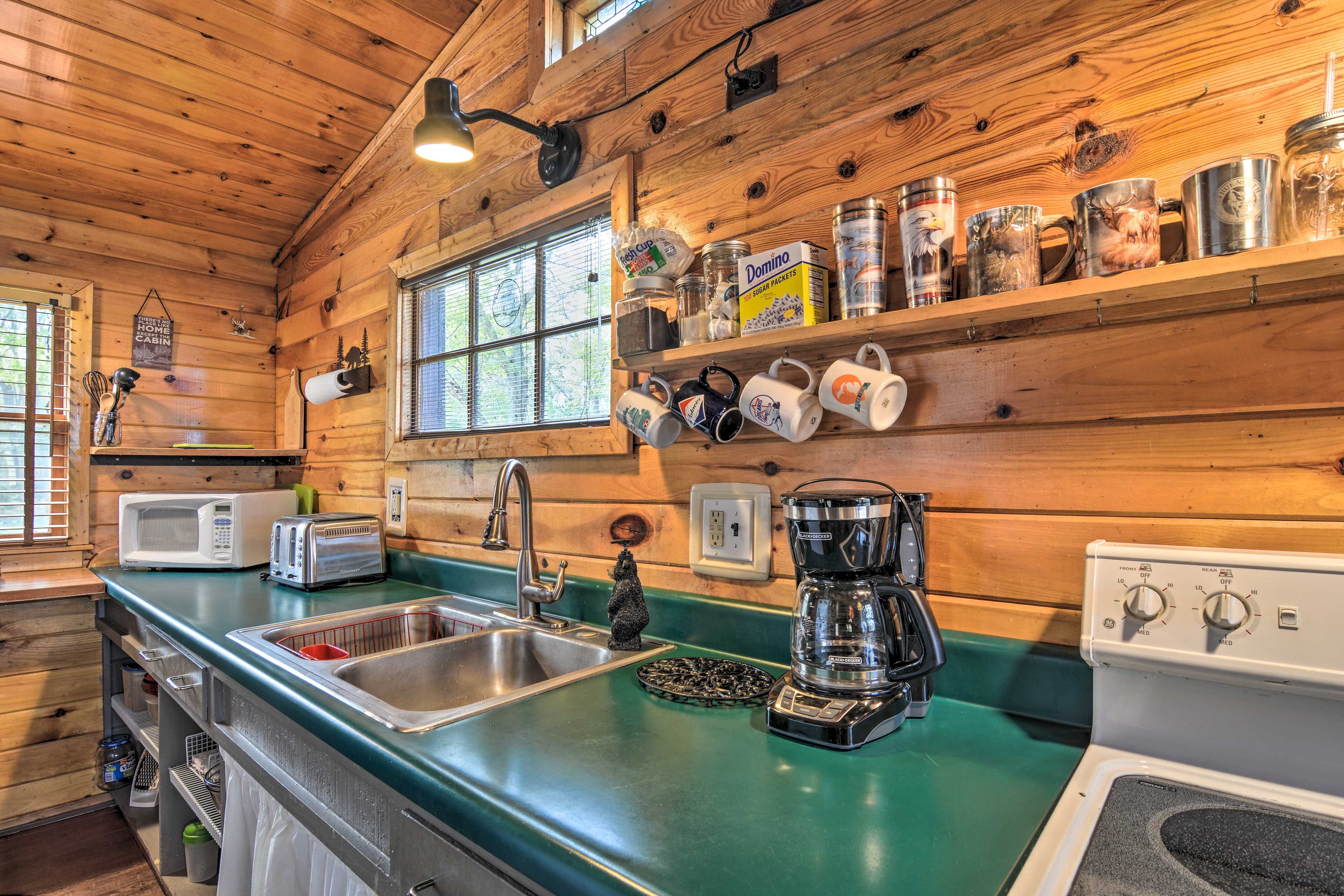 Well-Equipped Kitchen | Crock-Pot | Dishware & Flatware