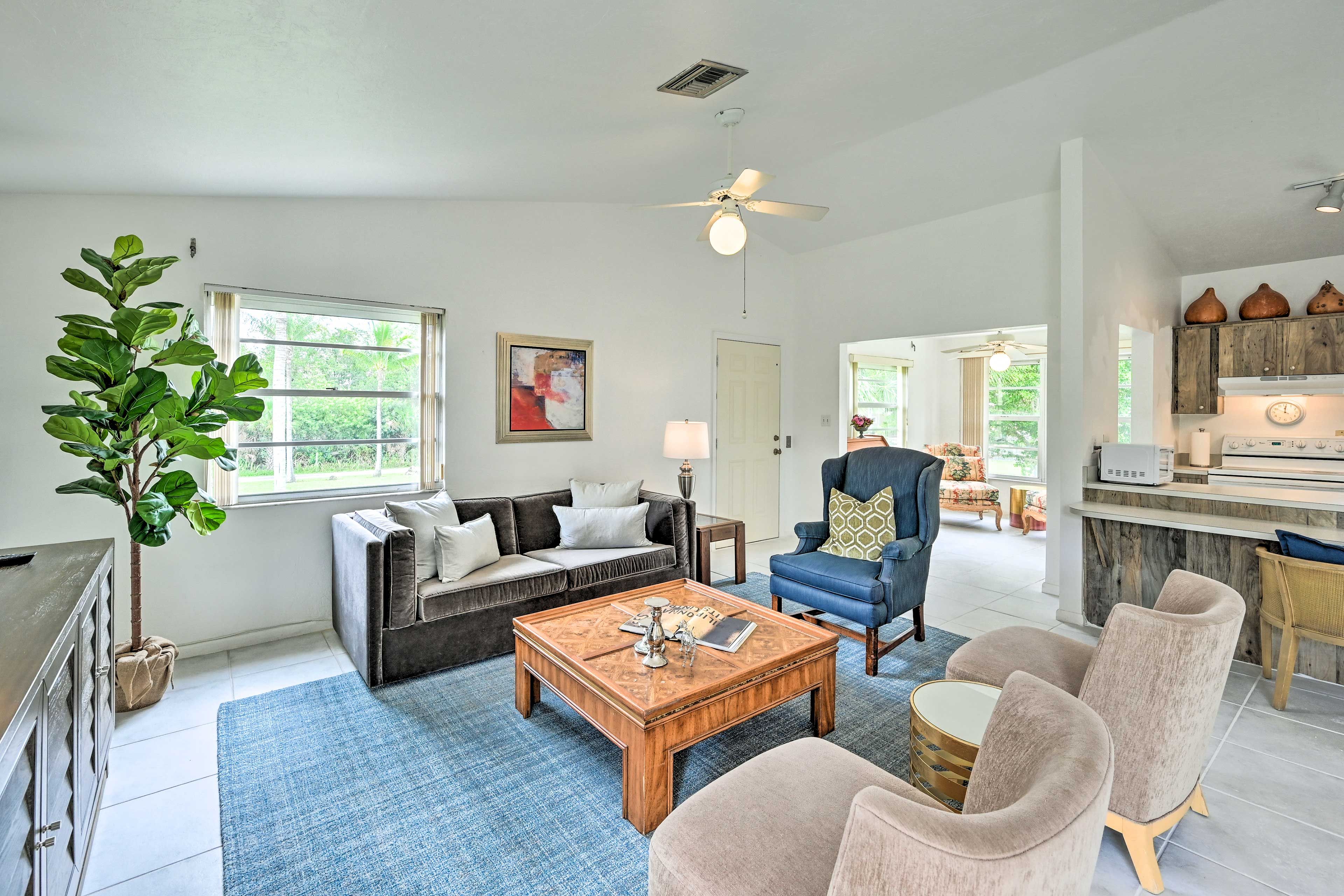 Living Room | Free WiFi