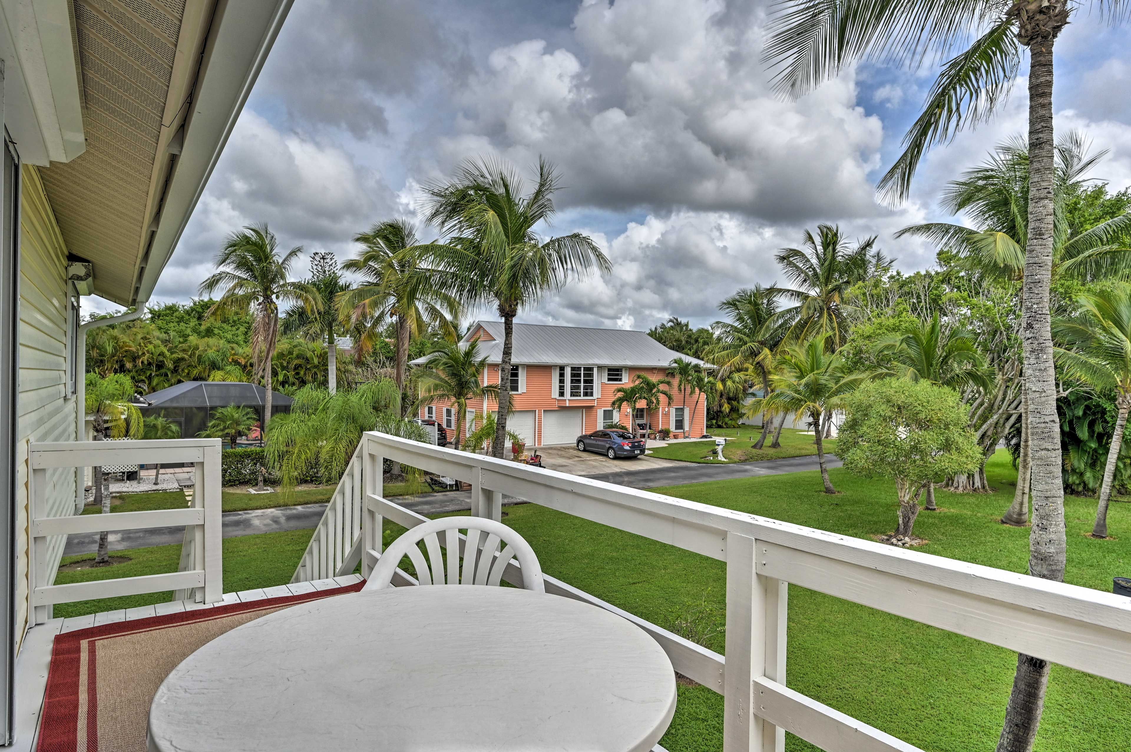Private Deck