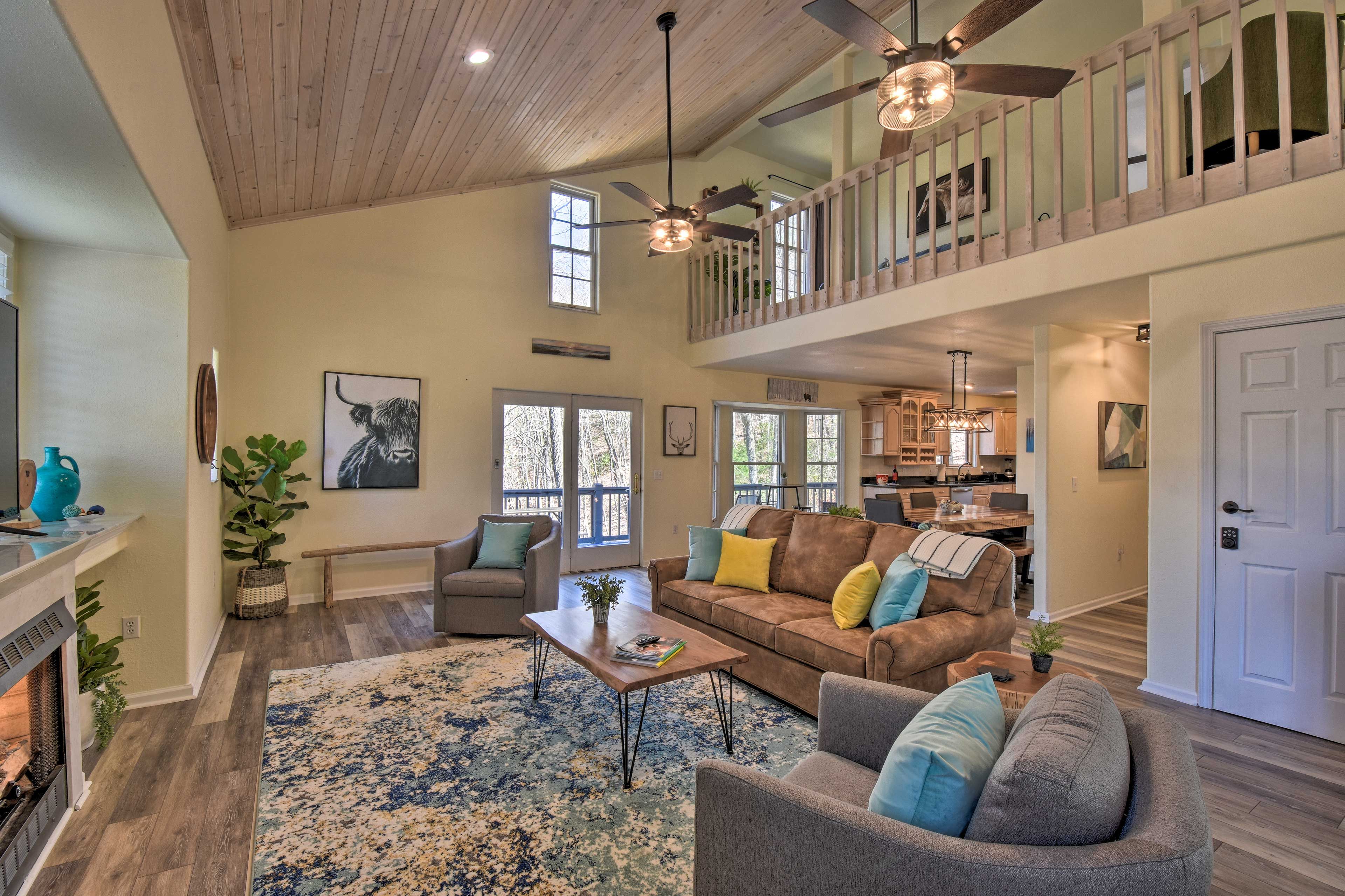 Living Room | Free WiFi