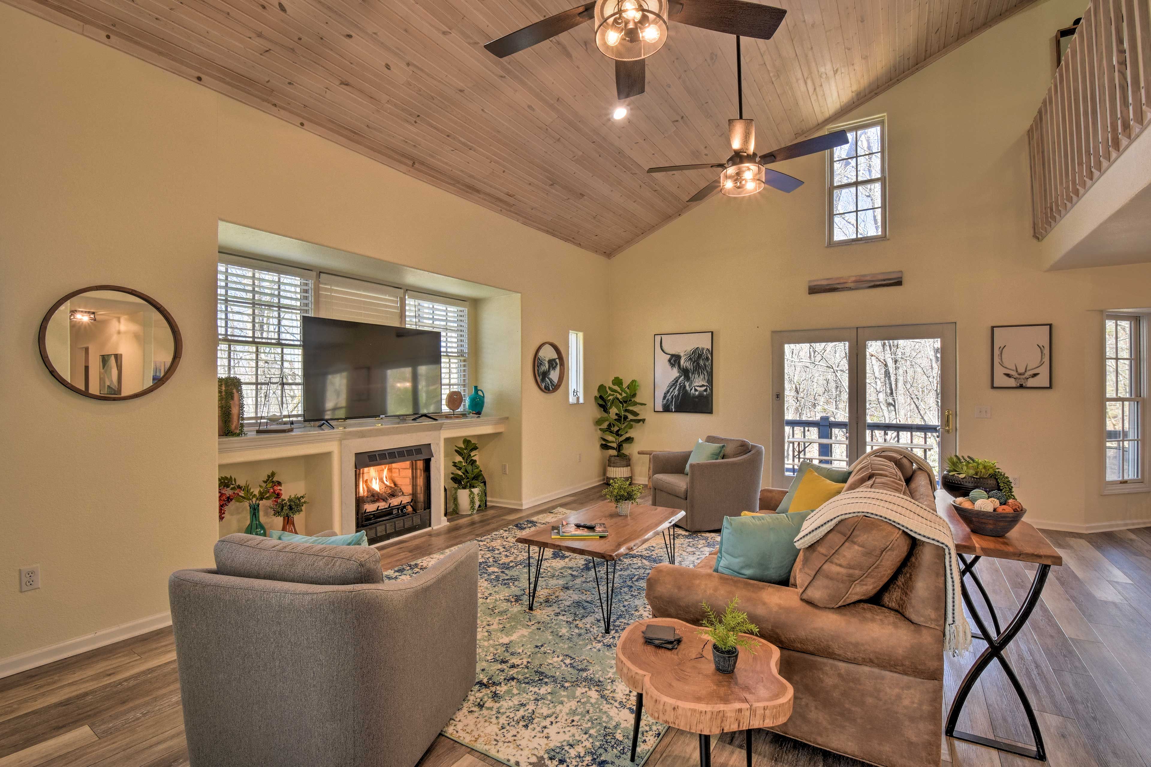 Sky Valley Vacation Rental | 4BR | 3.5BA | Stairs Required | 3,418 Sq Ft