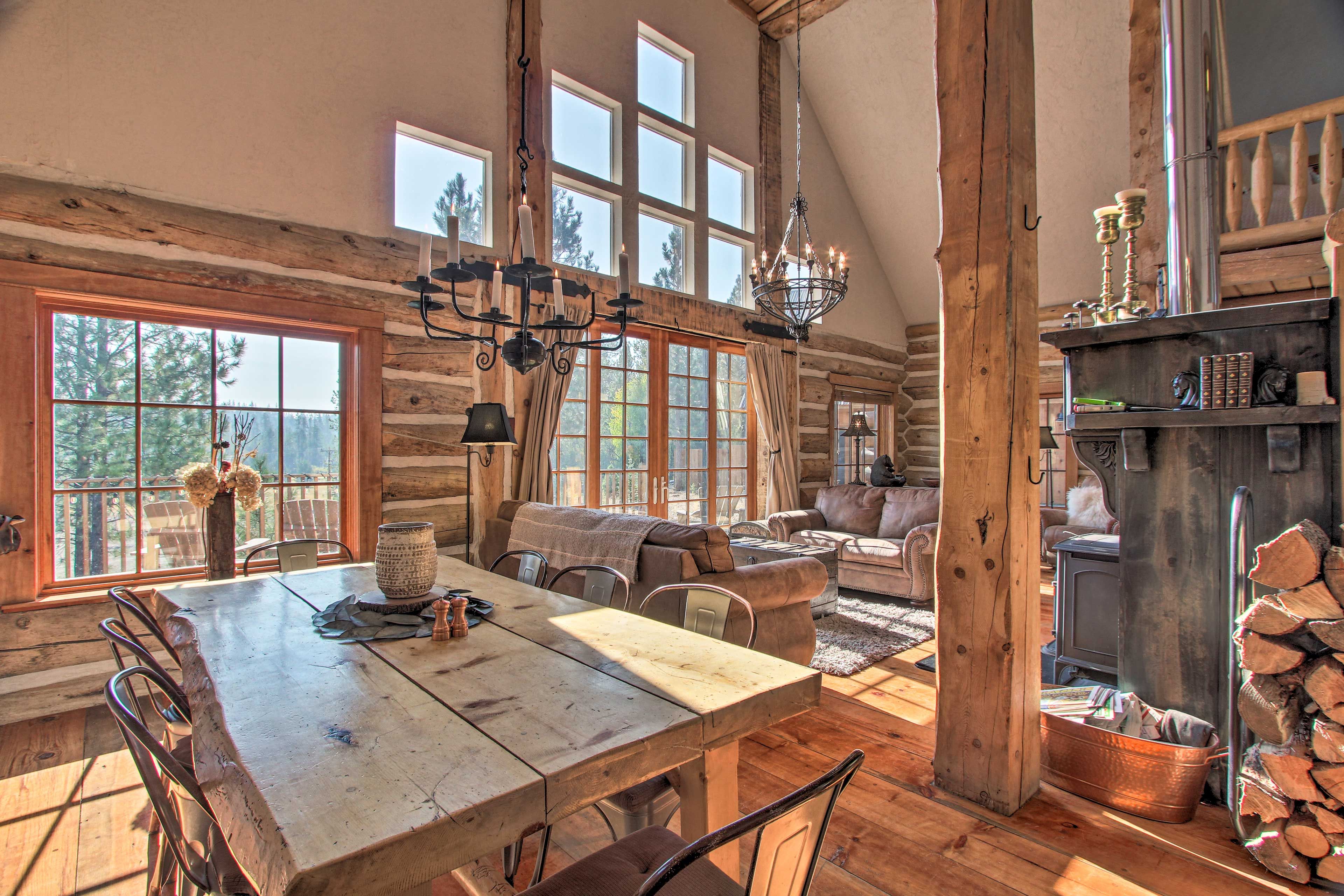 Dining Area | Hardwood Dining Table