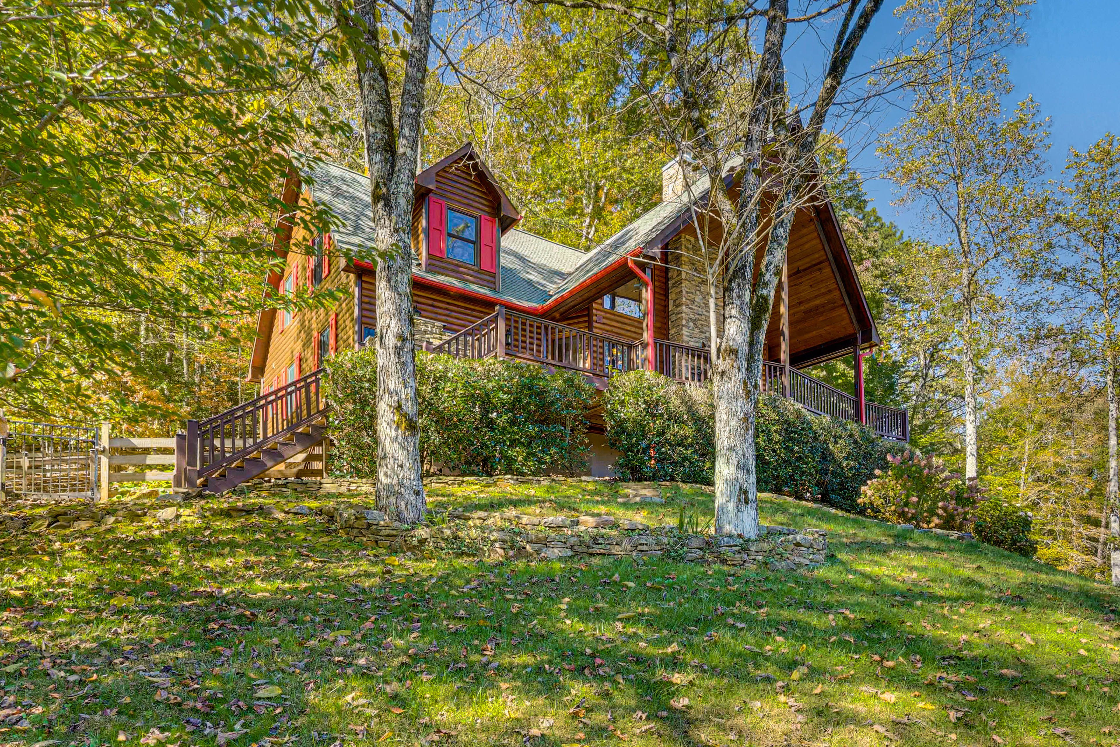Exterior | Private Yard