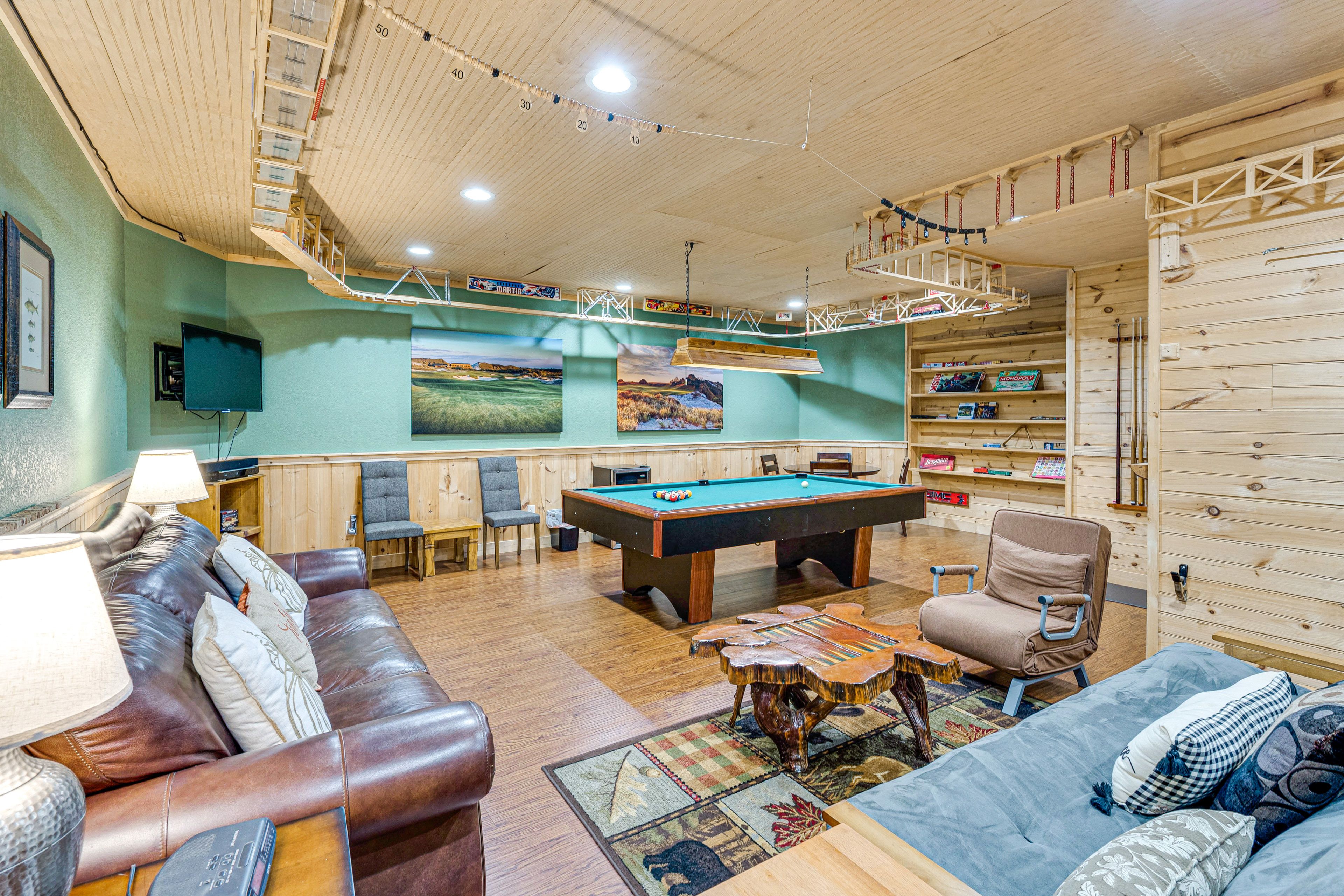 Game Room | Pool Table | Board Games