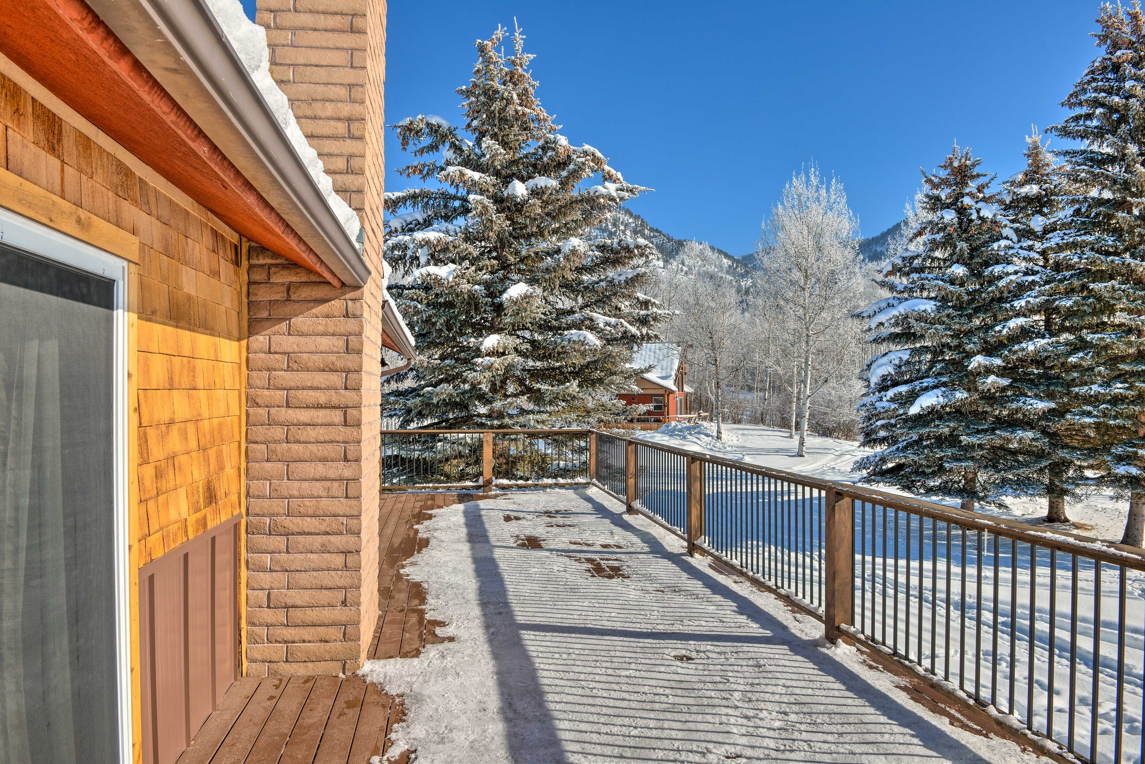 Private Deck