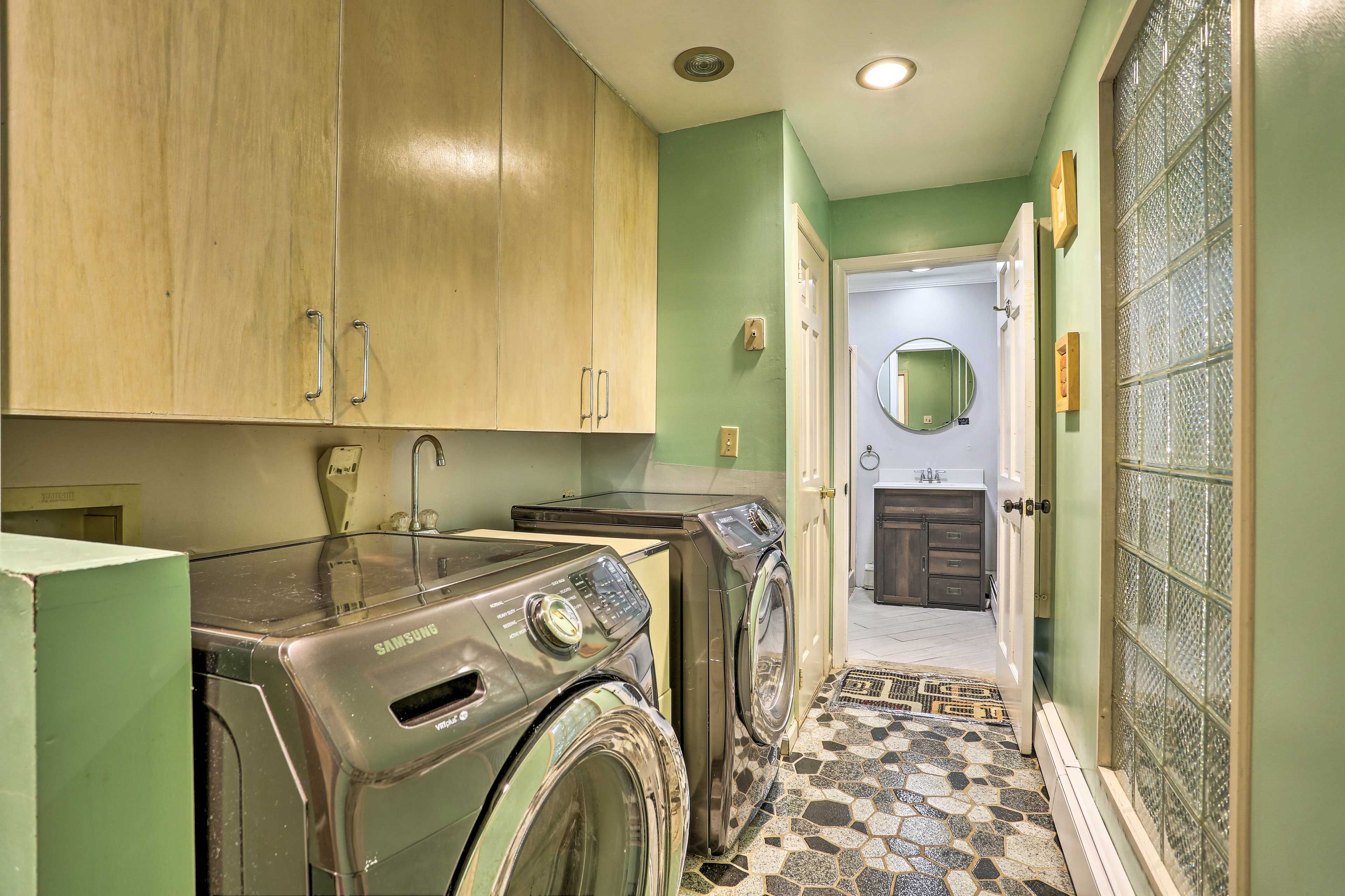 Washer & Dryer