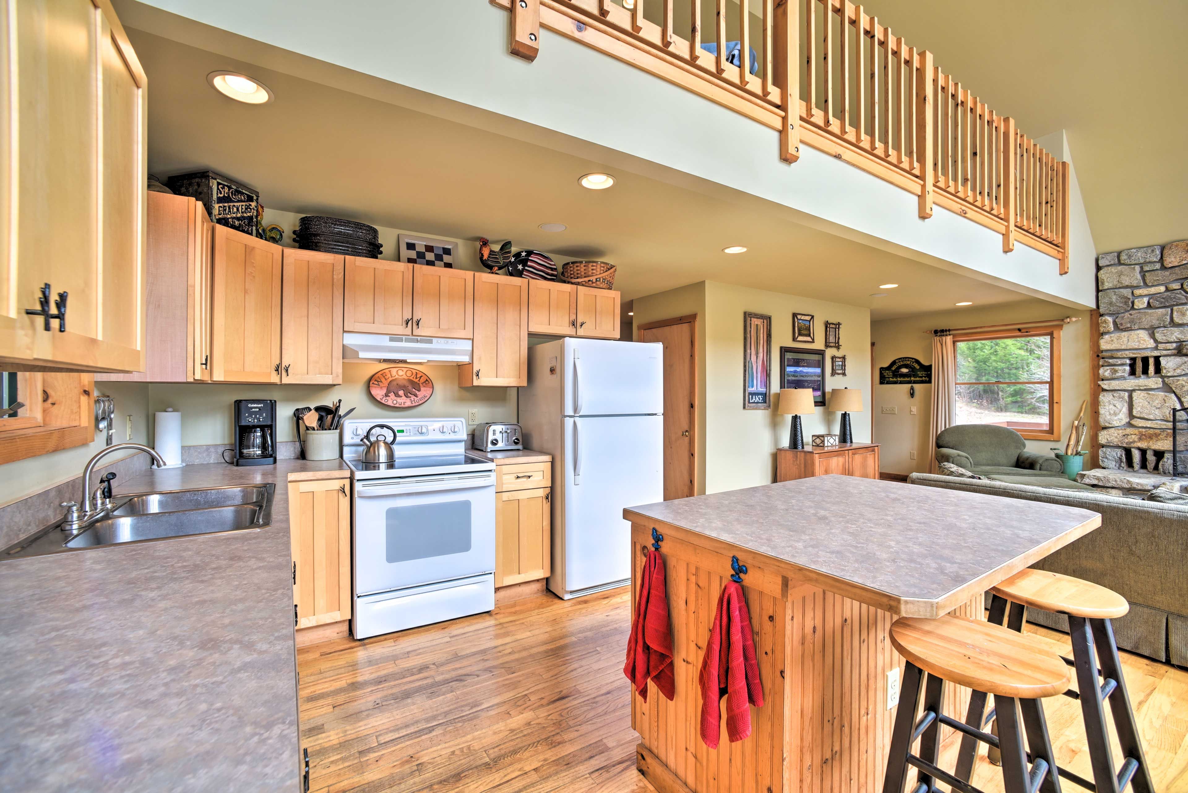 Fully Equipped Kitchen | Cooking Basics | Complimentary Spices
