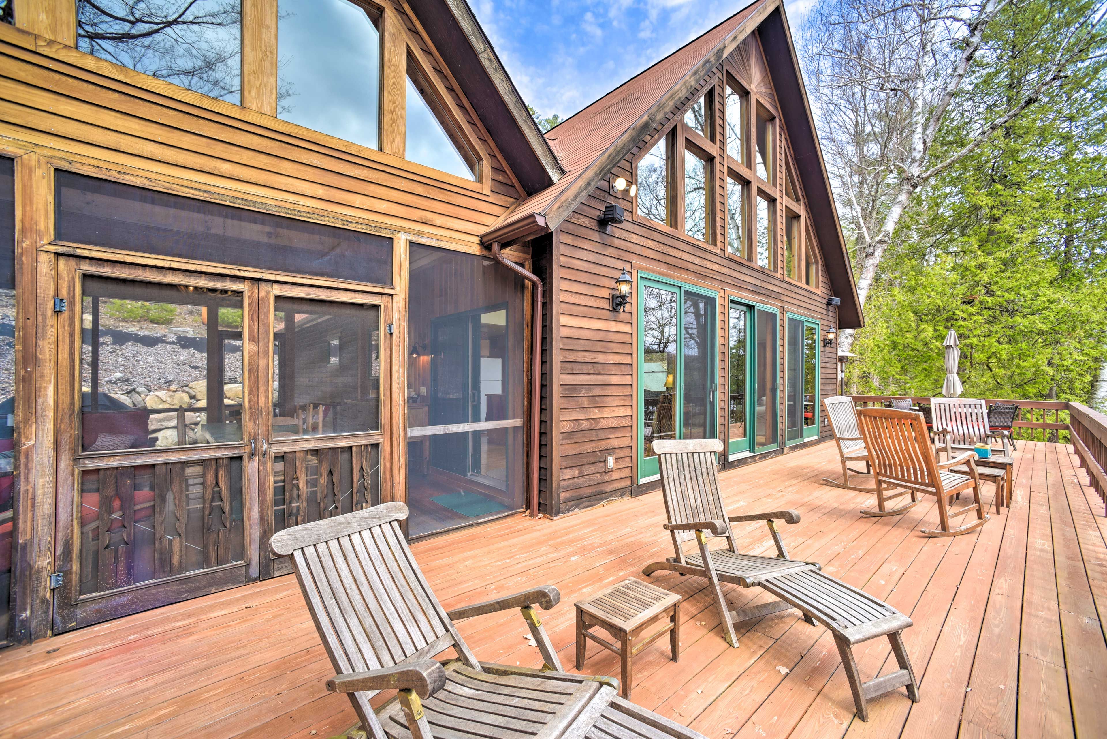 Private Deck