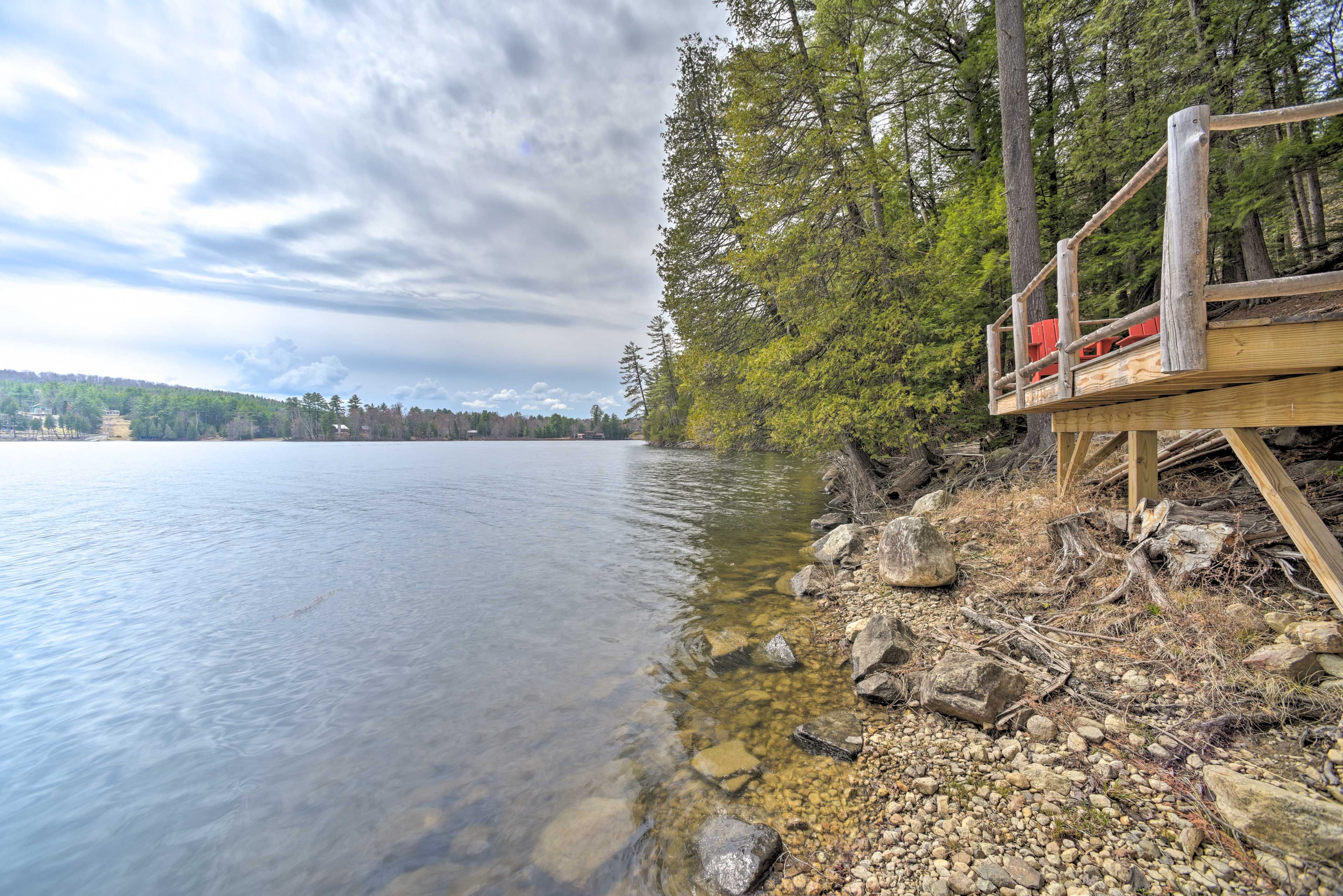 Private Waterfront Space