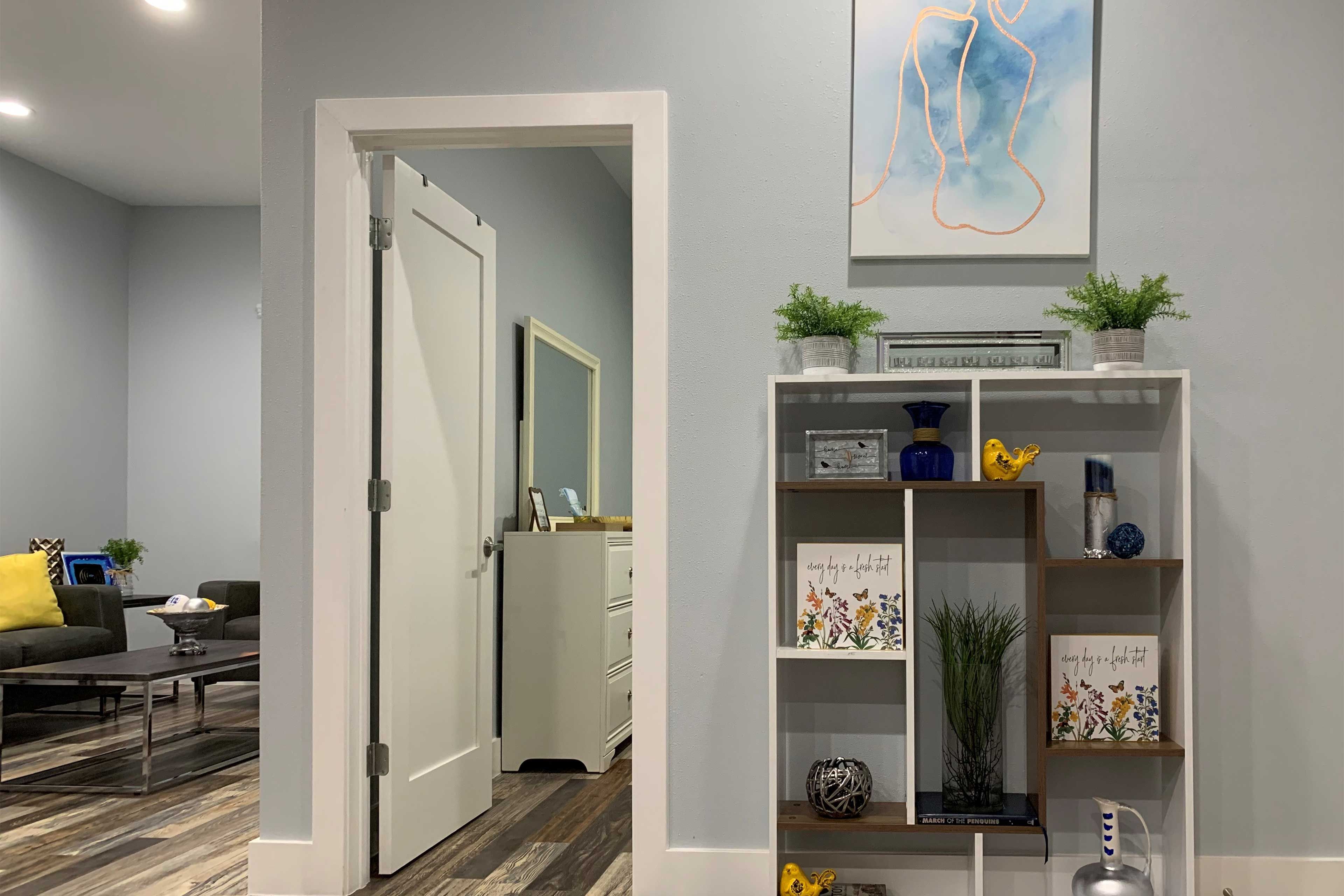 Home Interior | High-End Finishes