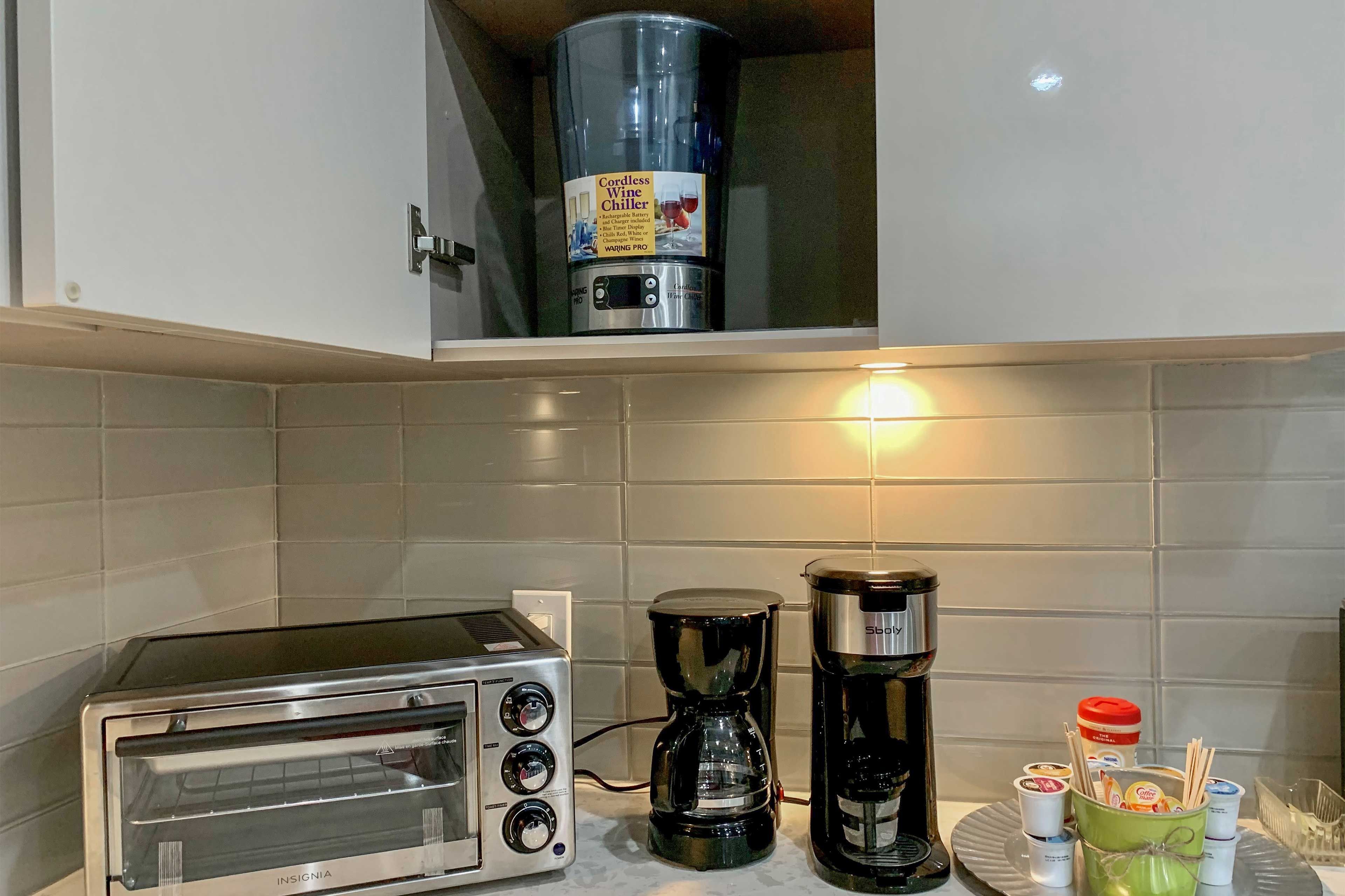 Kitchen | Coffee Provided