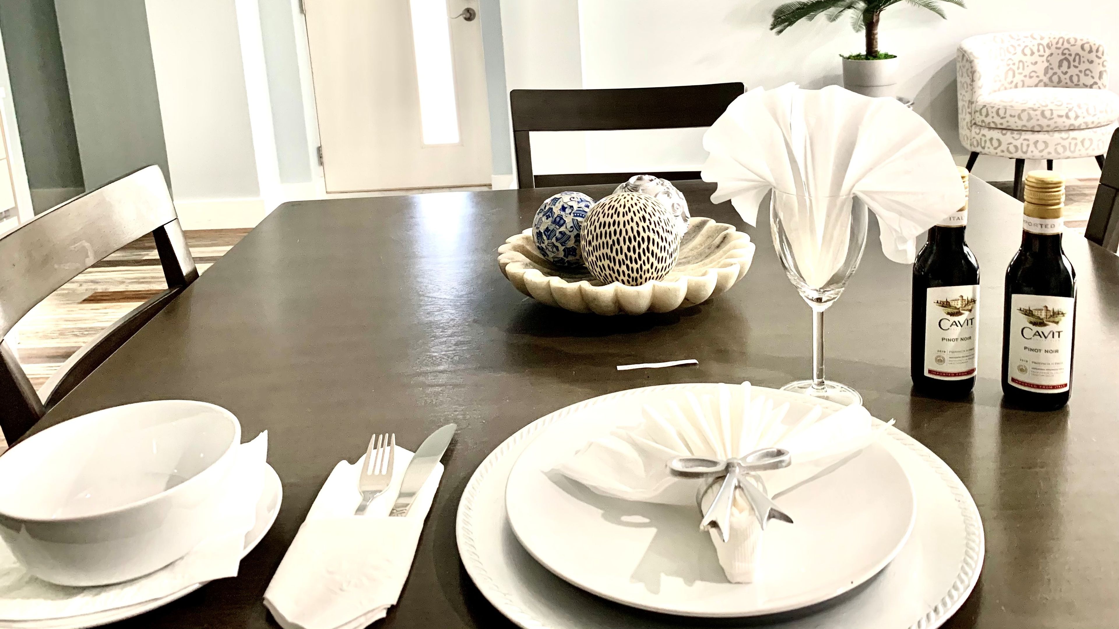 Dining Table | Dishware & Silverware