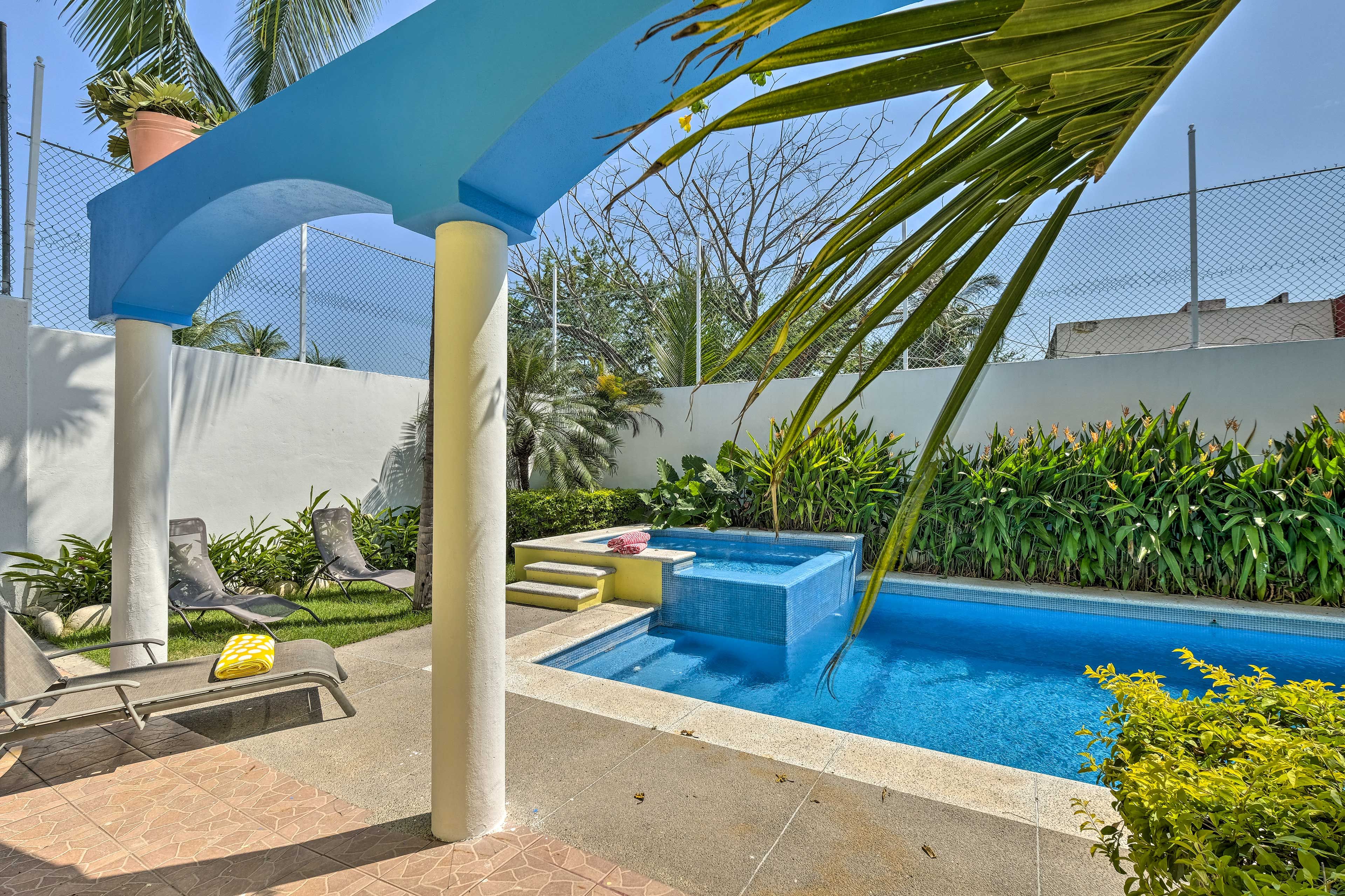 Private Pool Space | Beach Towels & Umbrella | Spa at Pool Temperatures