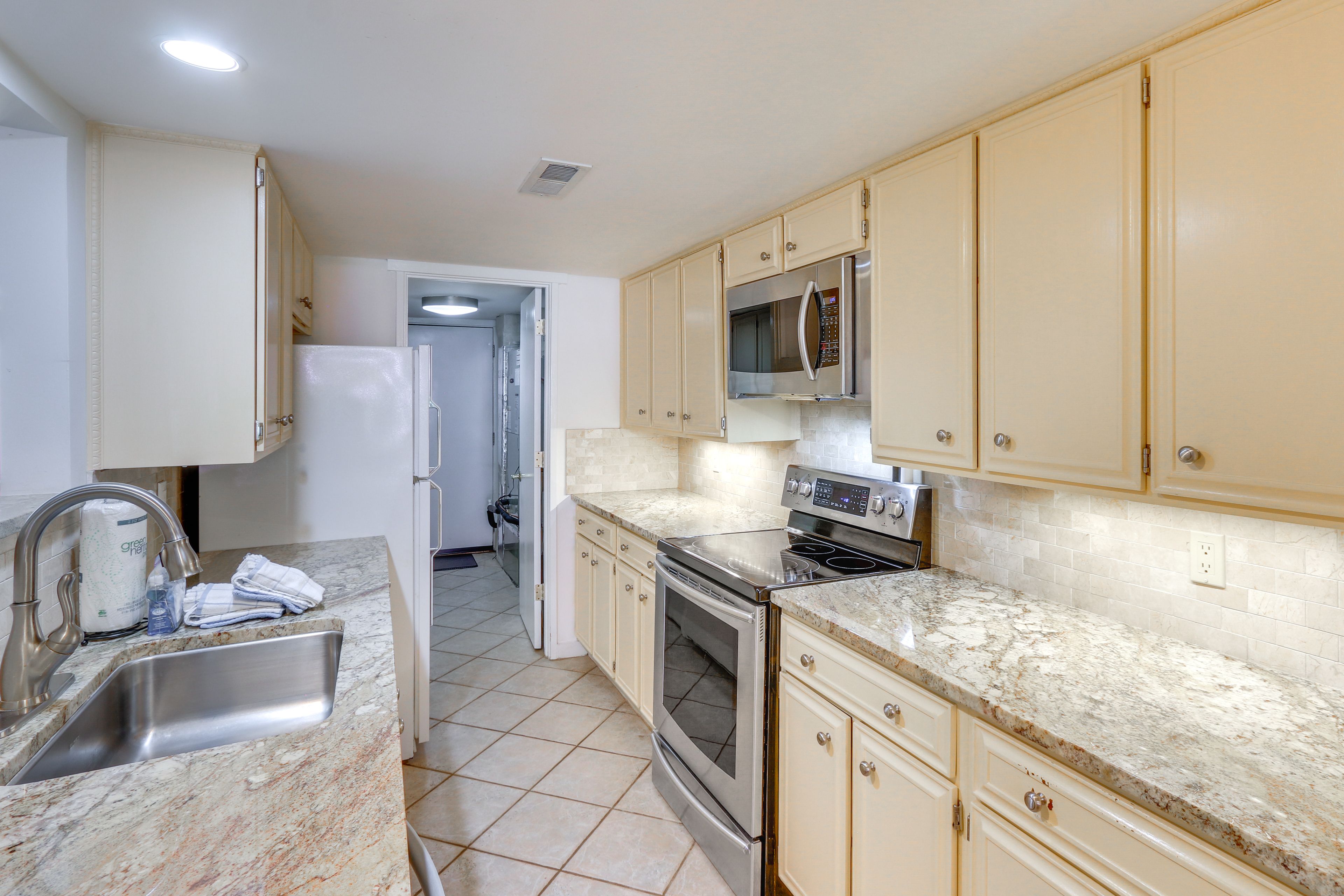 Kitchen | Cooking Basics | Drip & Keurig Coffee Makers