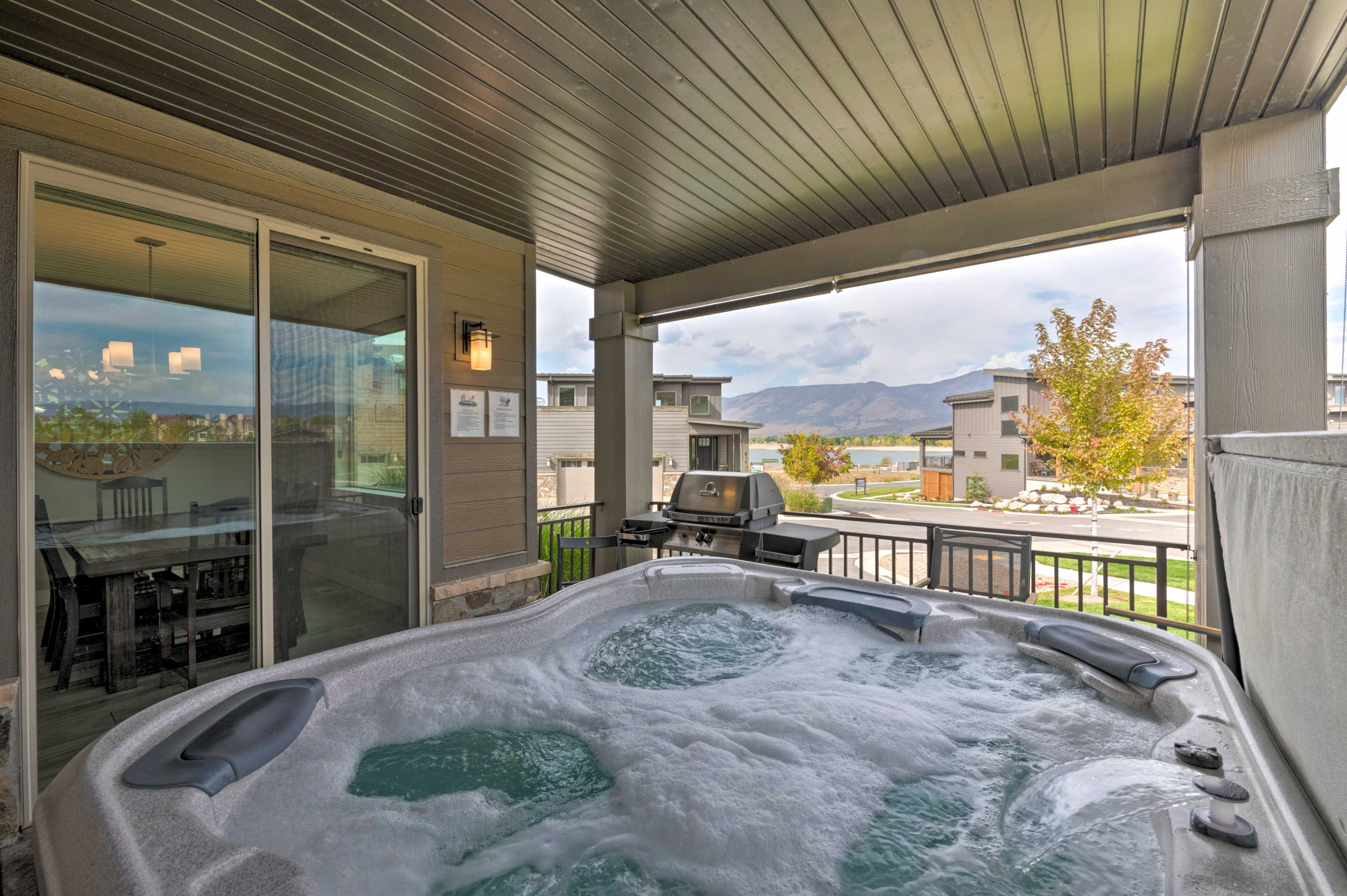 Private Covered Patio | Hot Tub | Gas Grill | Mountain Views