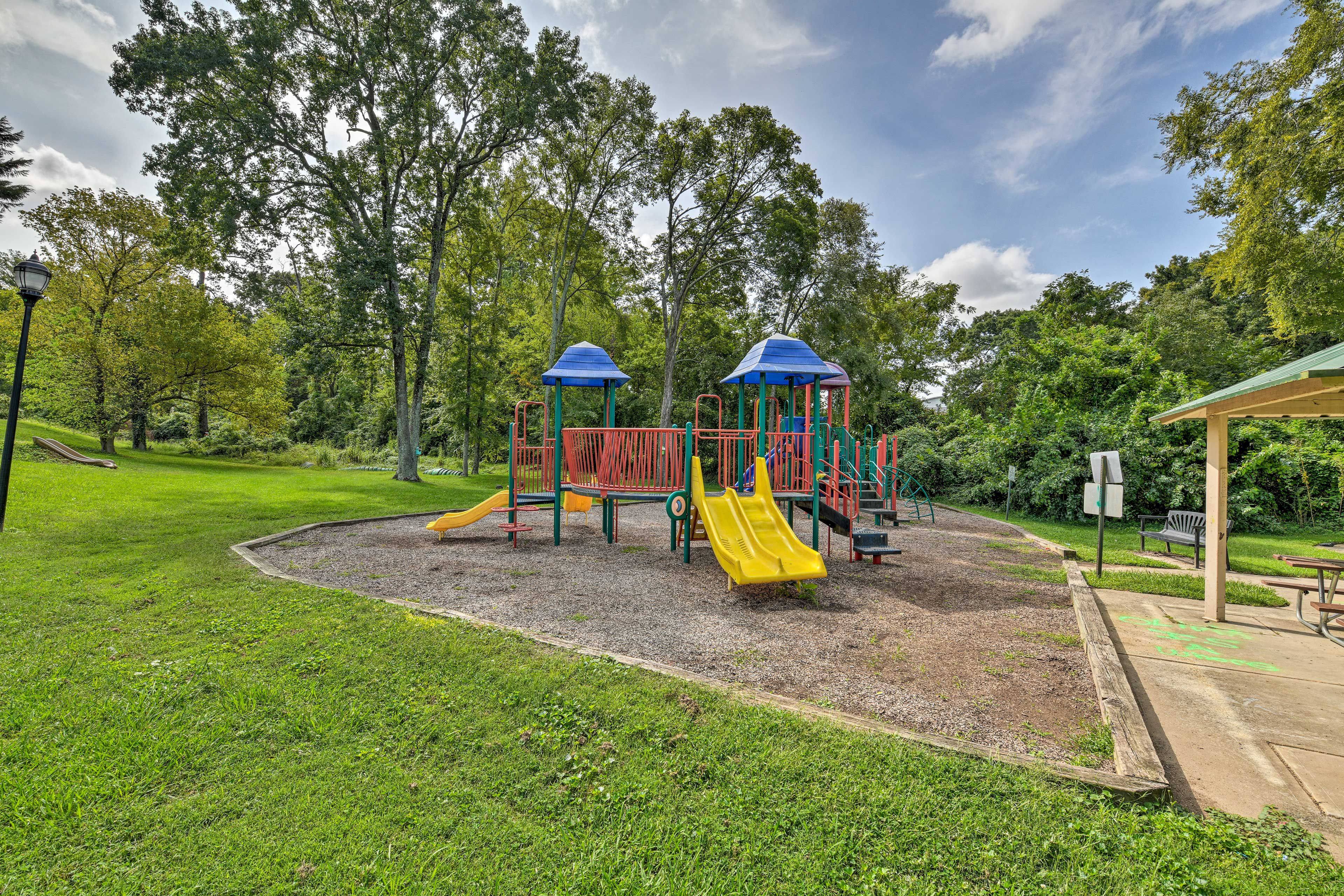 The kiddos will love playing at the nearby park.