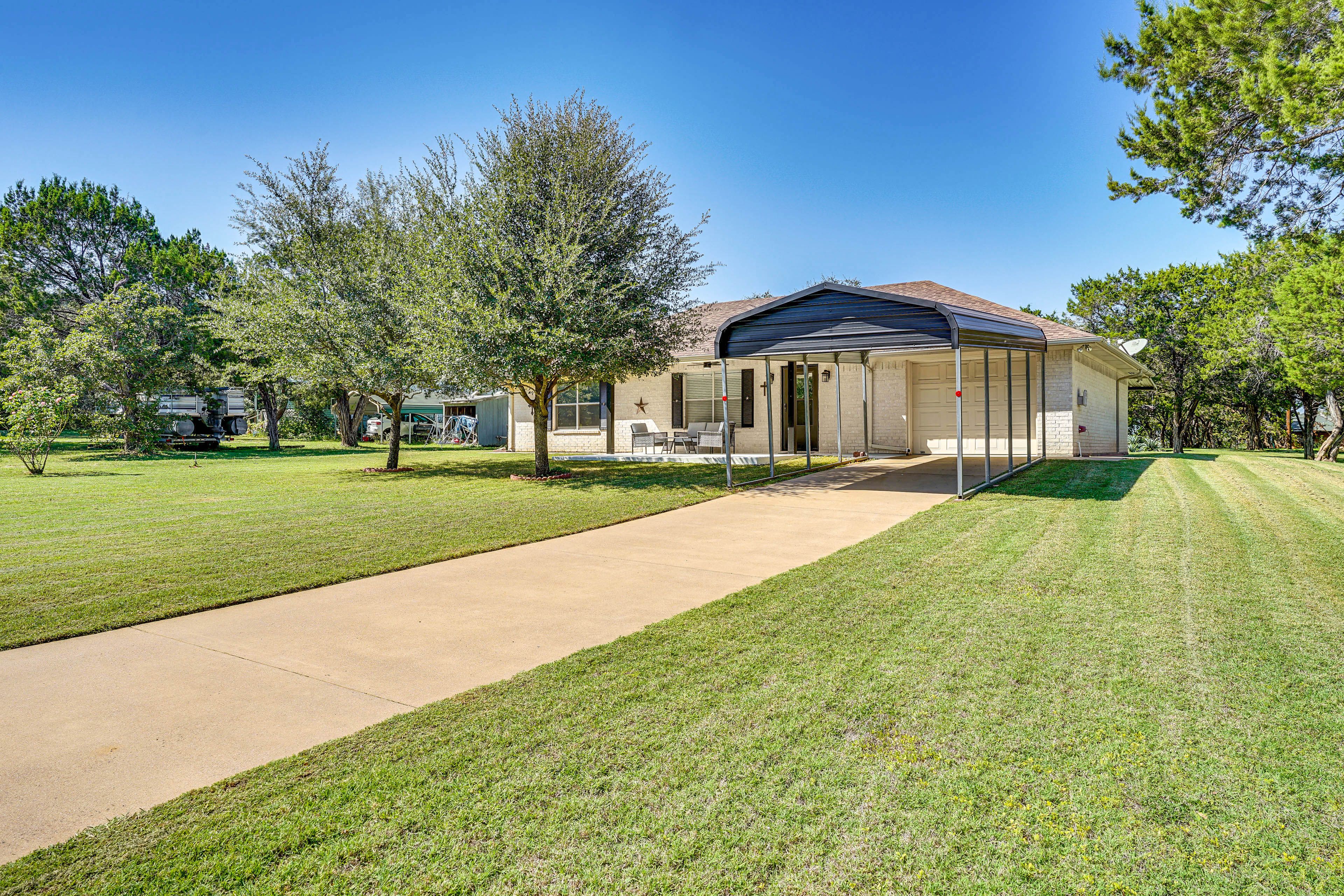 Home Exterior | RV/Trailer Parking