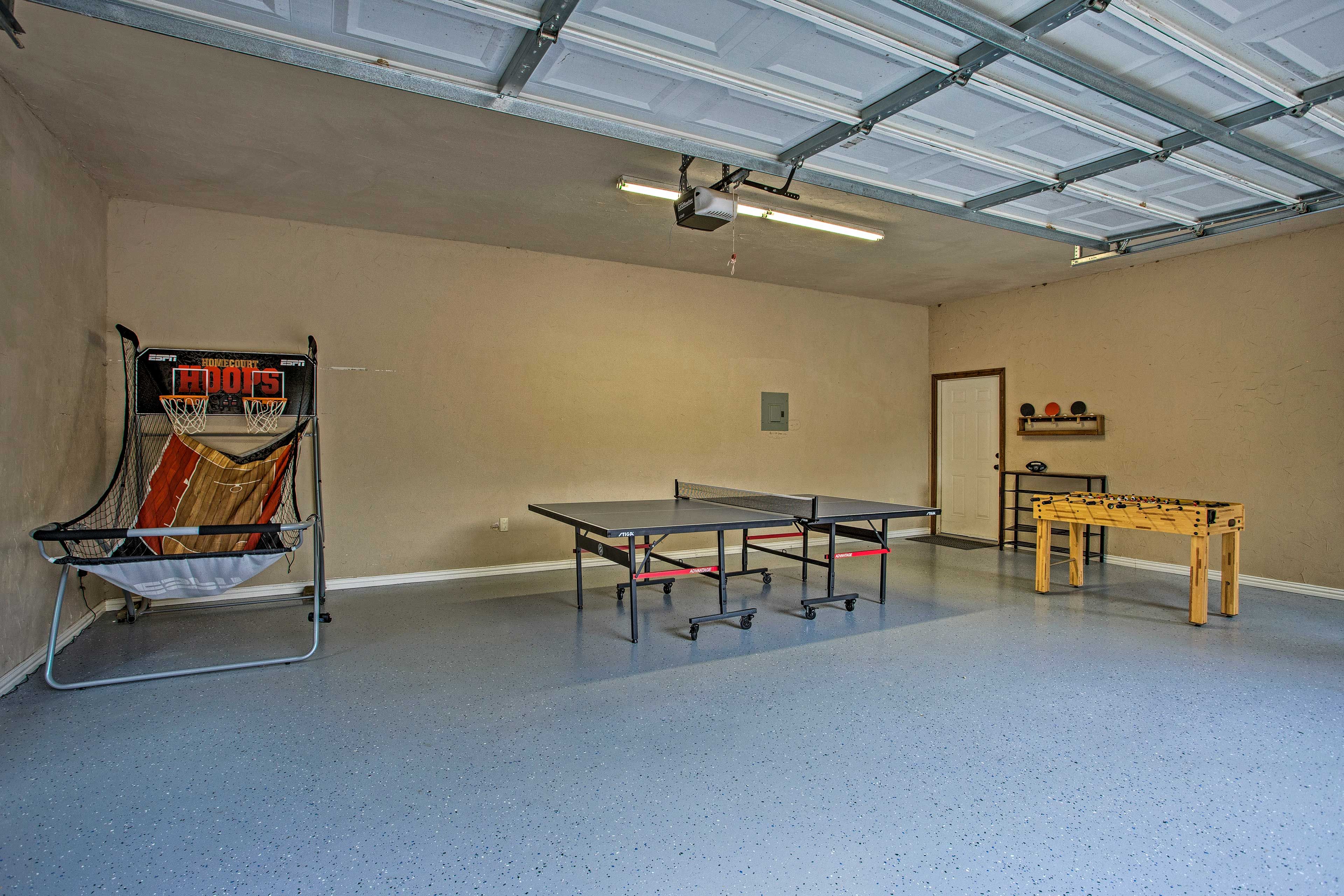 Game Room (Garage)