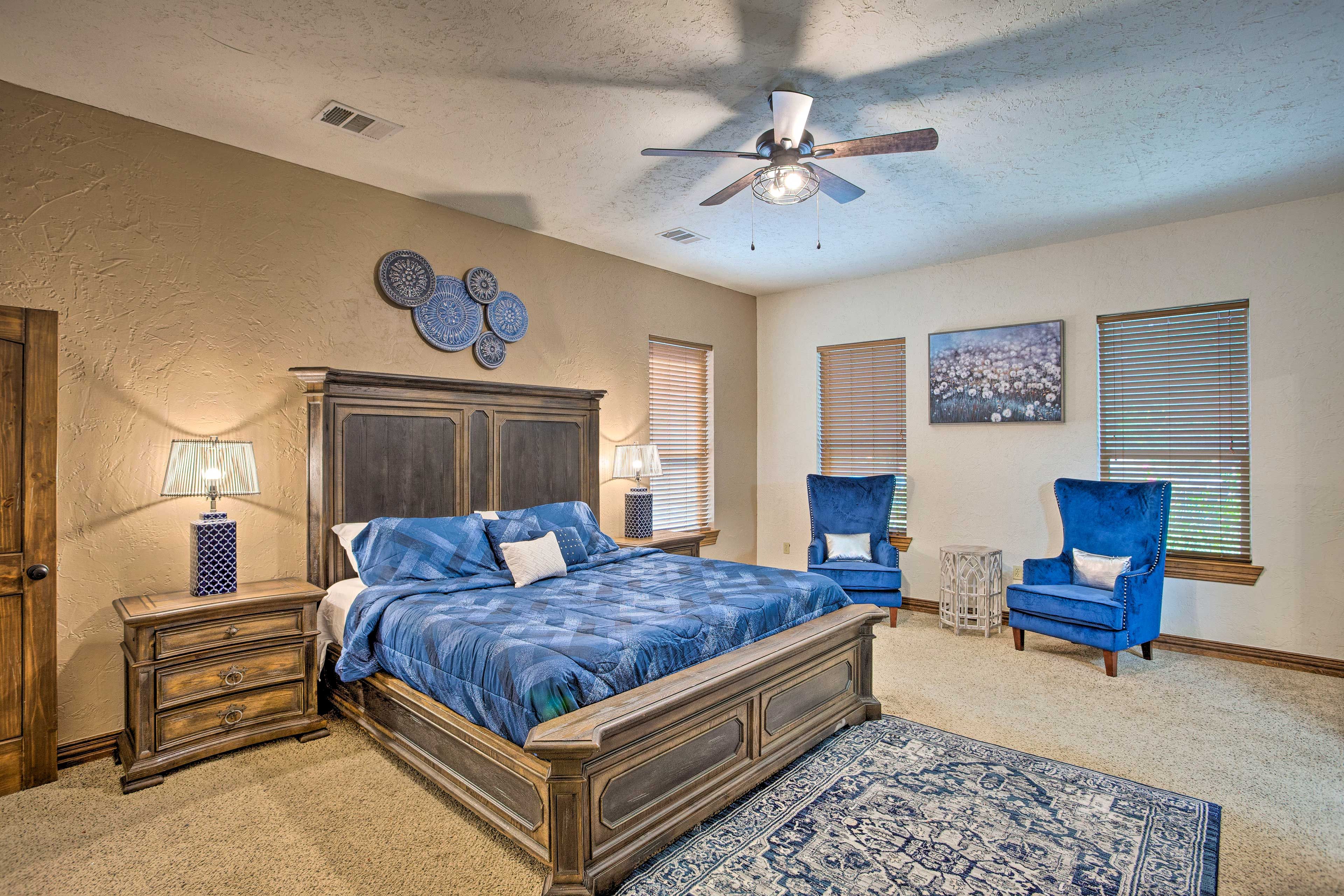 Bedroom 1 | Linens Provided