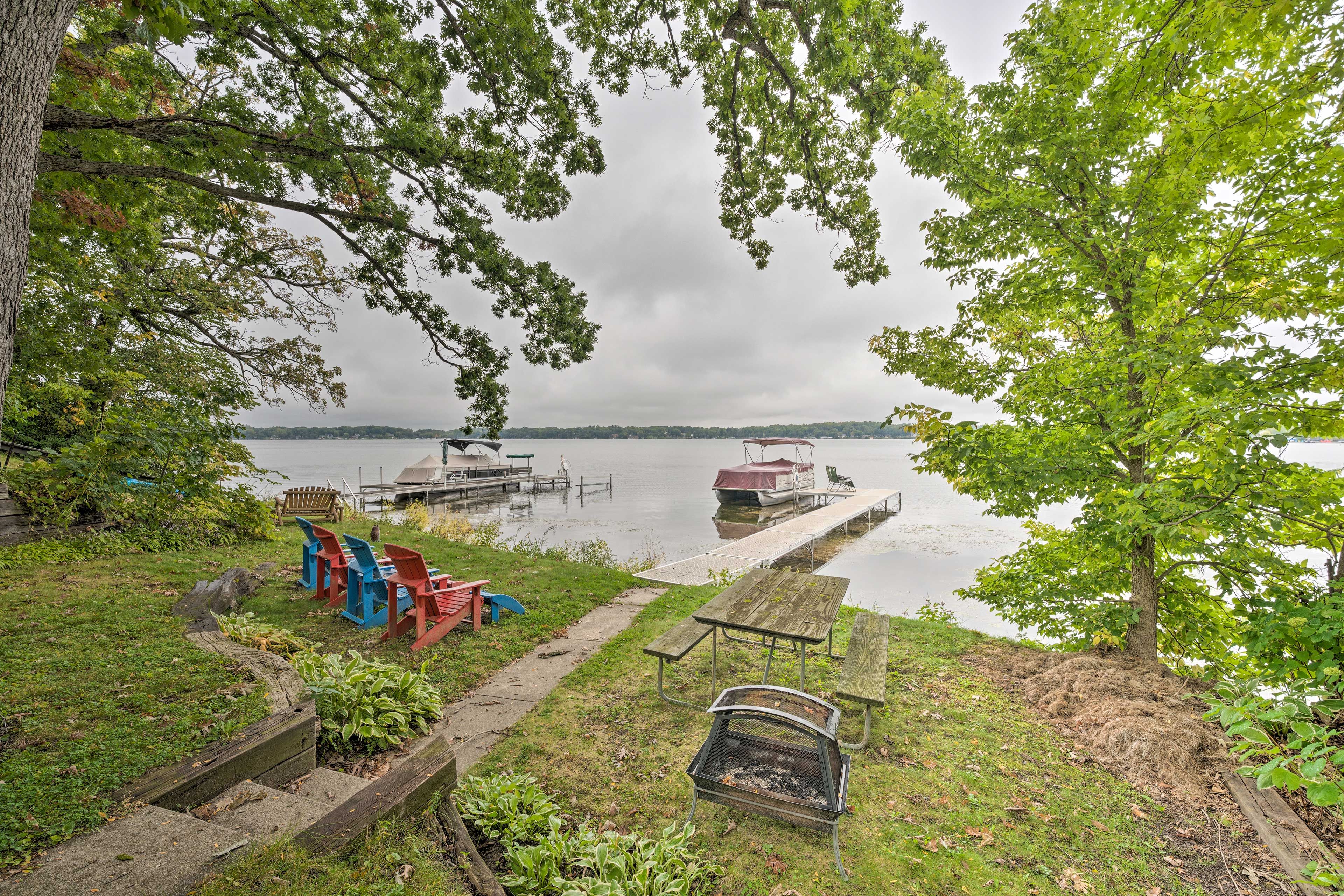 Backyard (Pontoon boat not for guest use) | Private Dock (May-Early October)