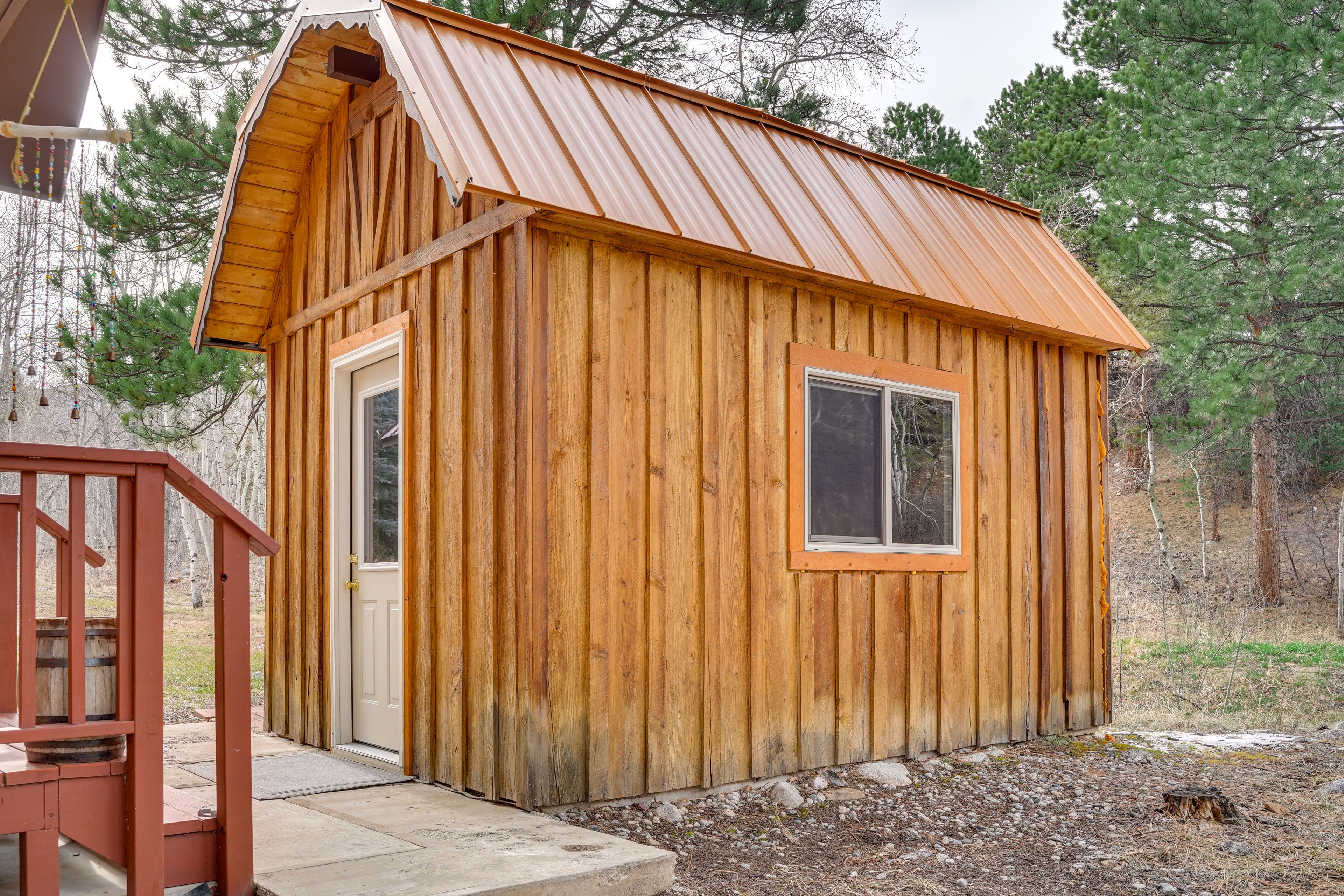 Detached Bunk House Exterior