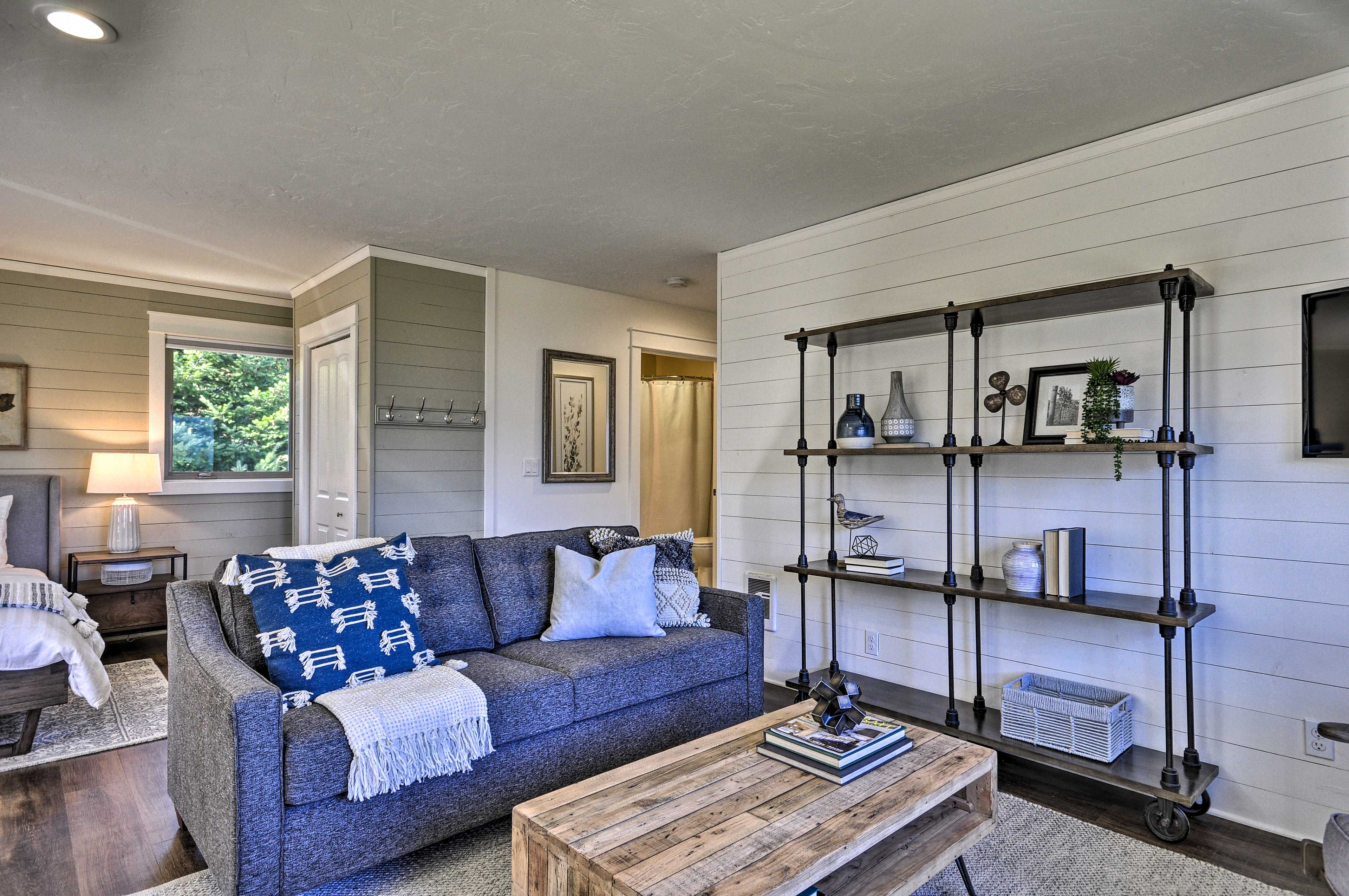 Additional Sleeping | Sleeper Sofa