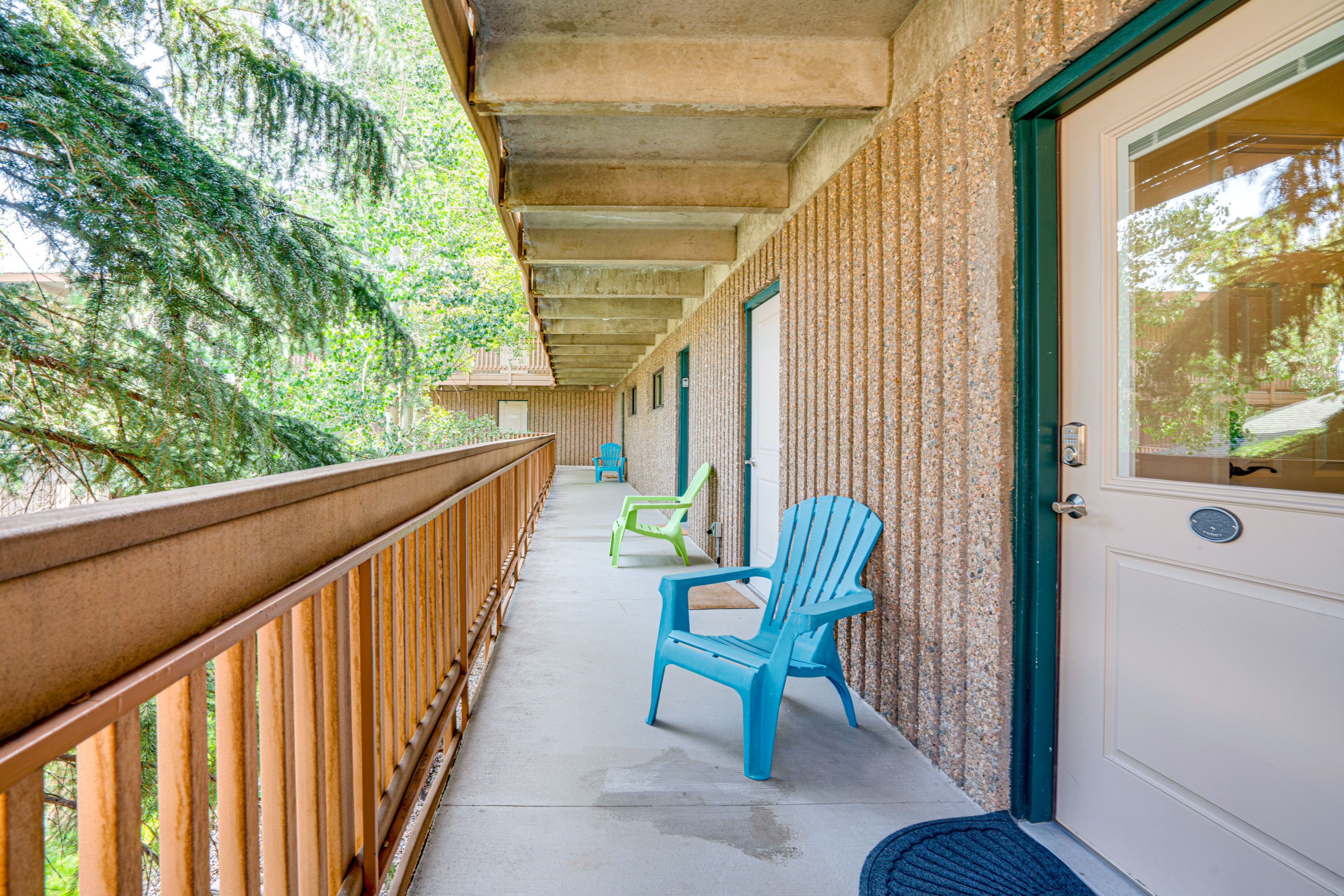 Unit Entrance | Keyless Entry